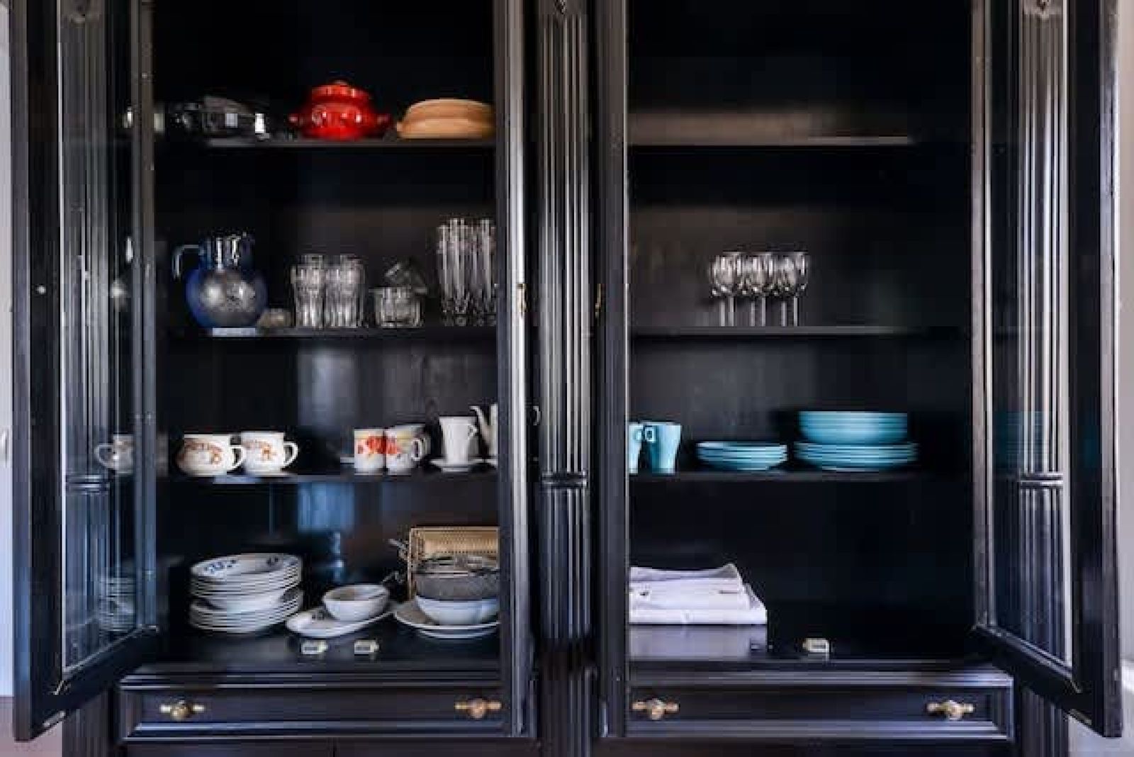 Cozy 2BD Flat near Serdika Center | Fast Wi-Fi - Photo 4