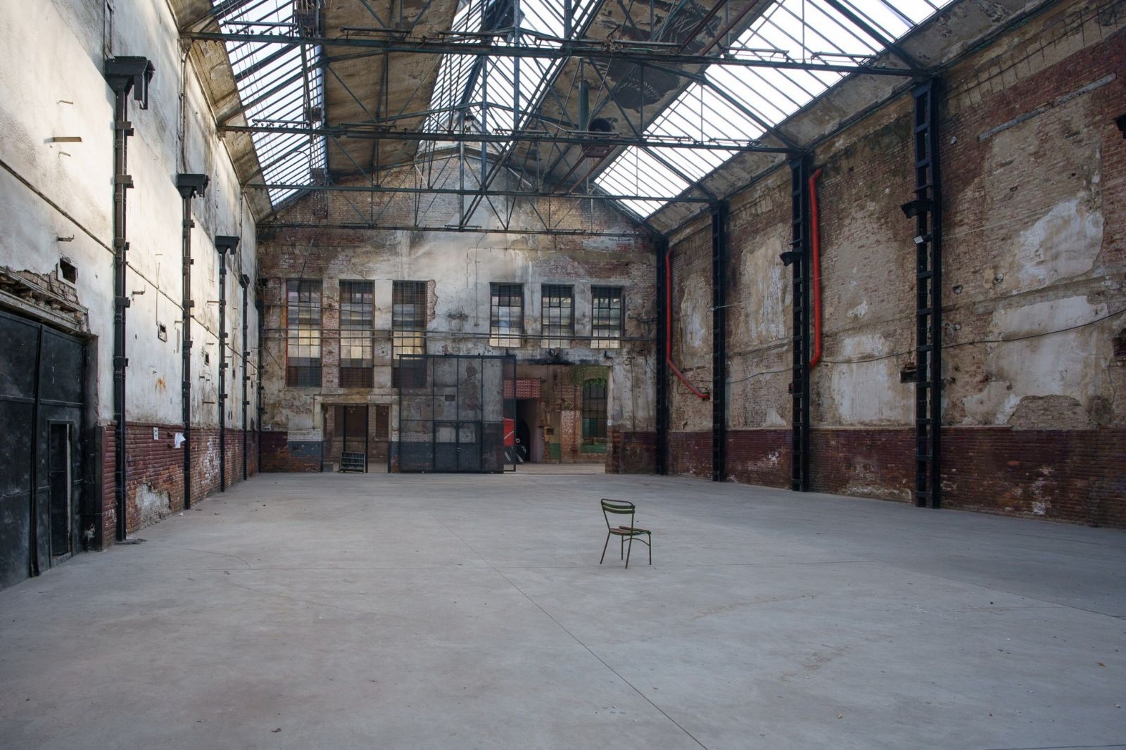 Abandoned Factory Bucharest - Photo 63