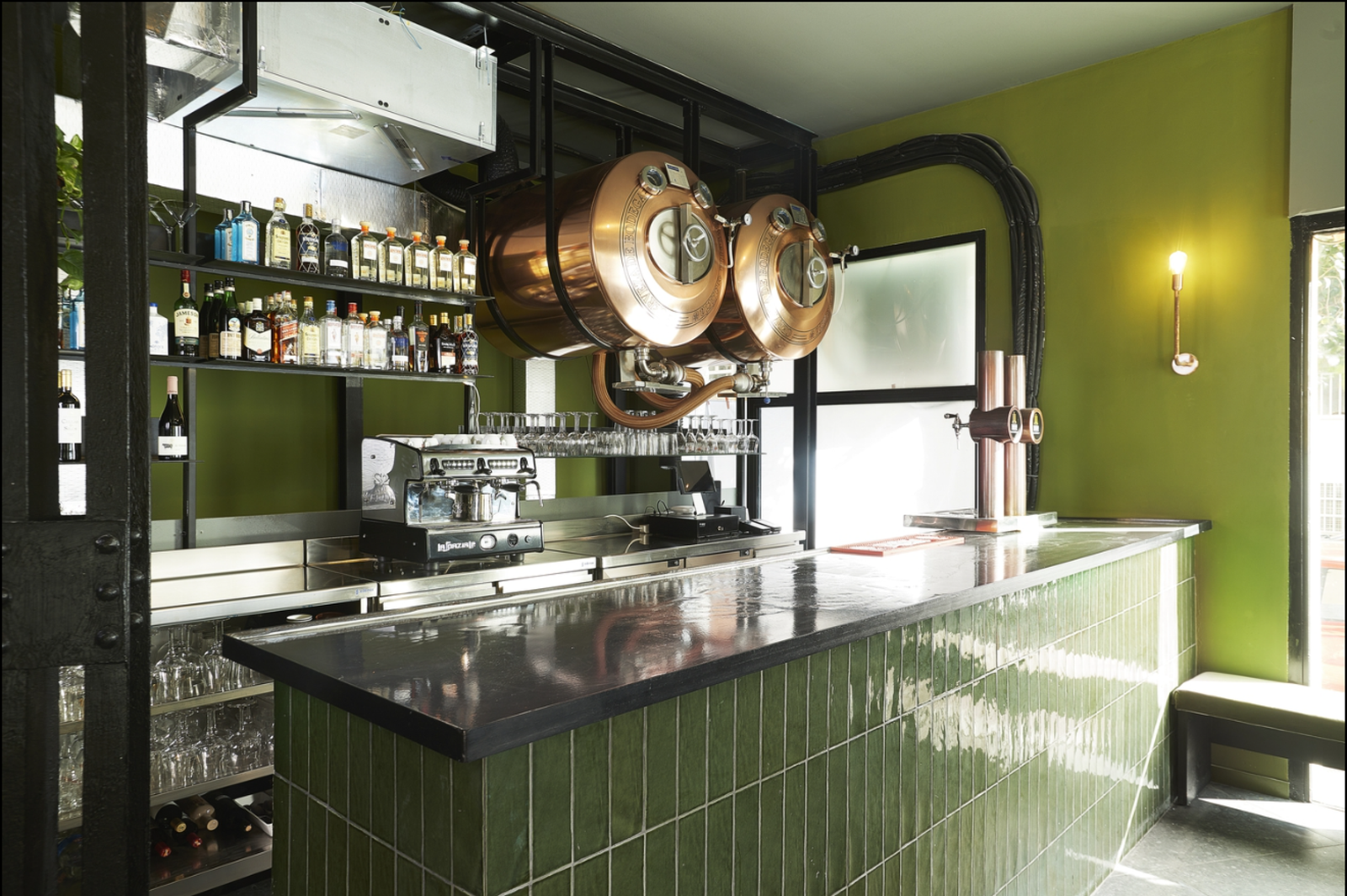 Nuna Bar - Madrid - Cover Photo