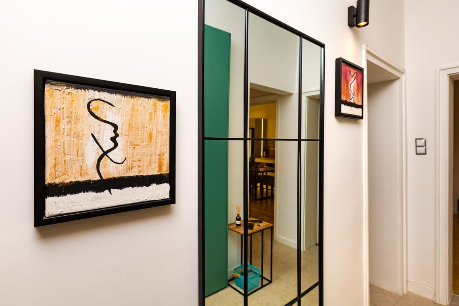 Chic and Charming 2BD Flat in the Heart of Plovdiv - Photo 9