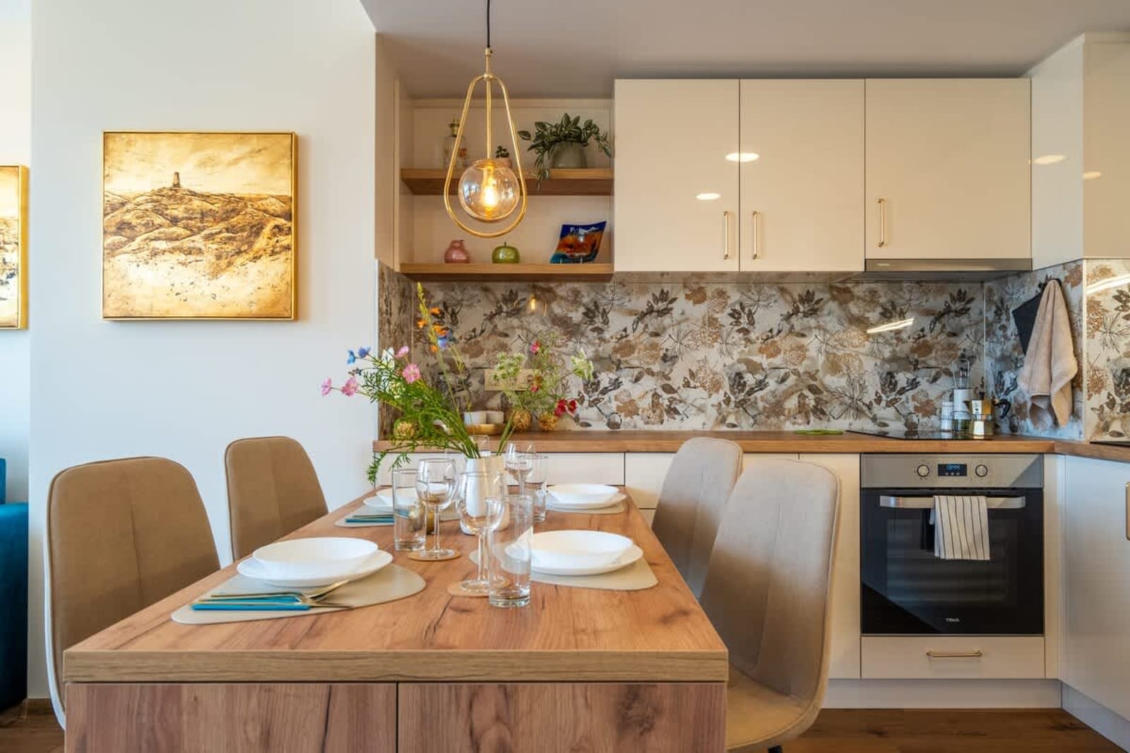 Golden Mountains - Photo 2