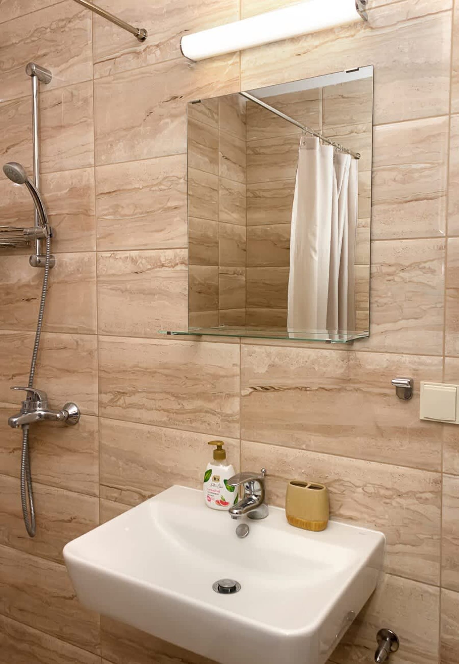 Cozy 1BD Flat in Golden Sands with All You Need - Photo 15