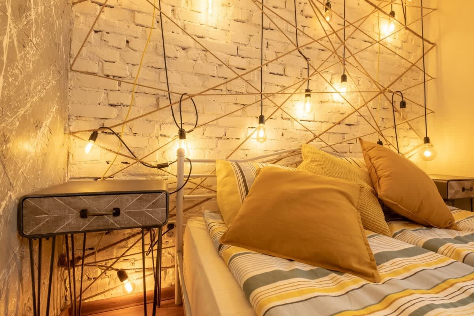 3 BDR &amp; 3 BTHR Duplex | In the Heart of Sofia - Photo 14