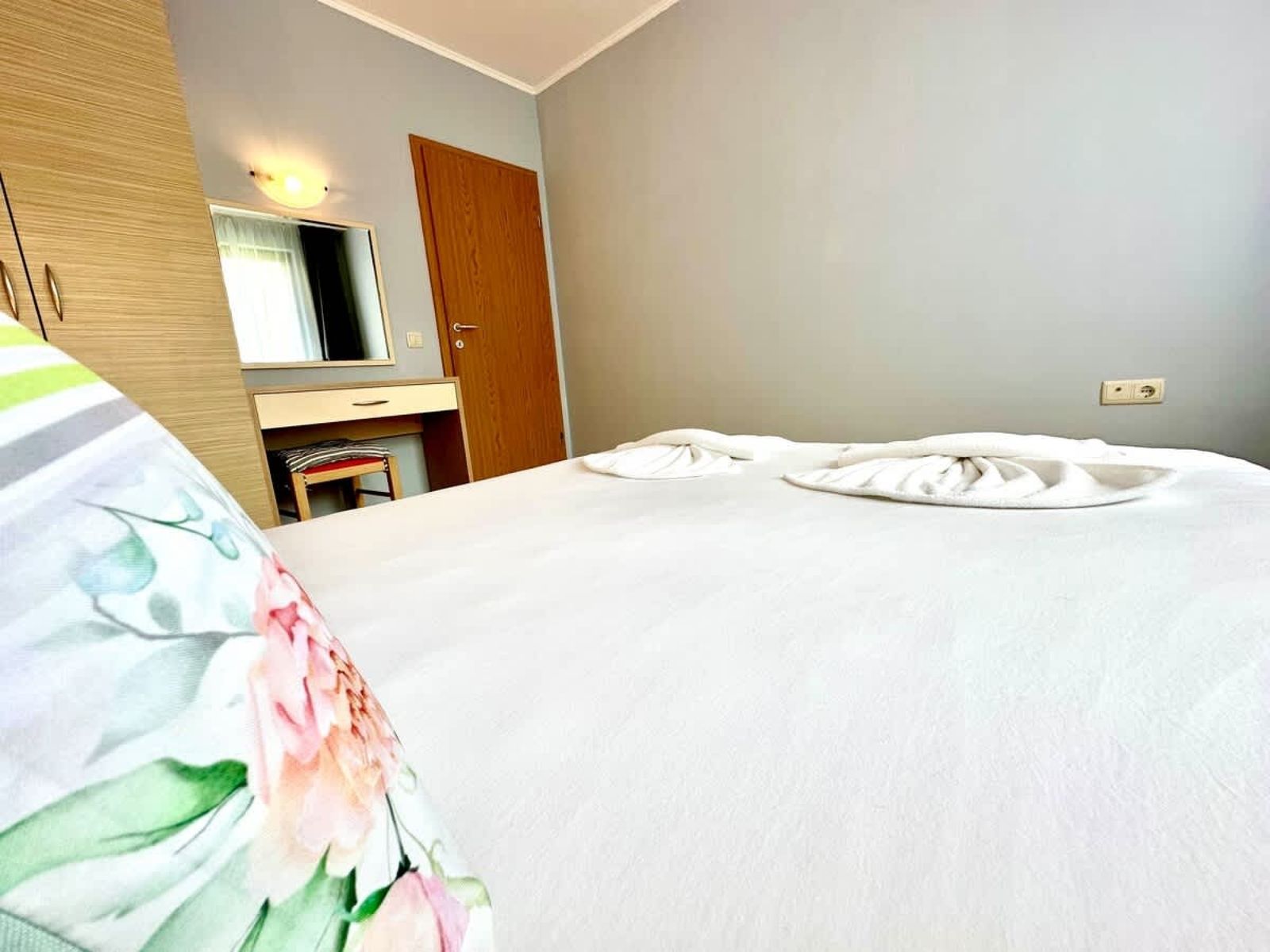 Apartment with Terrace  Royal Sun - Photo 23