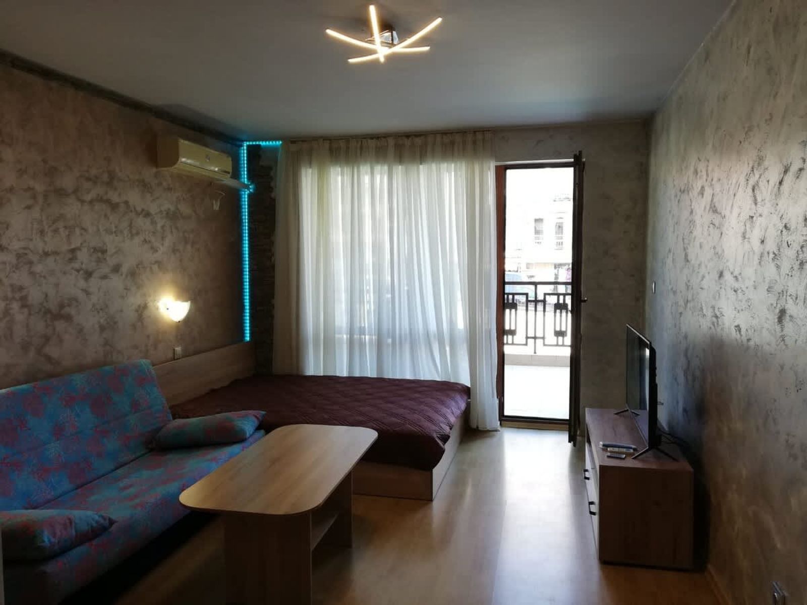 Lovely Studio in a Complex with a Pool - Photo 6