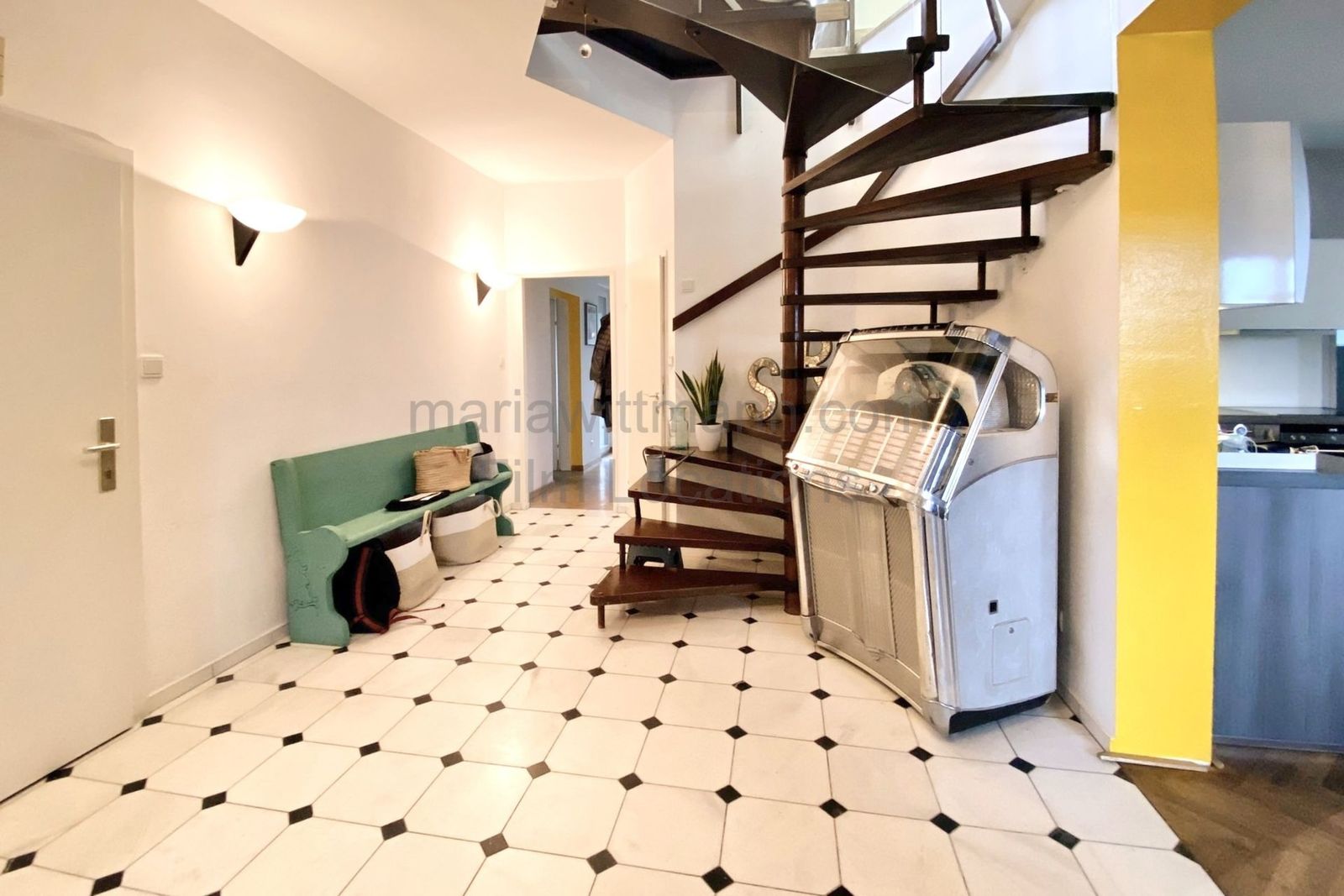 Location 240 - Photo 16