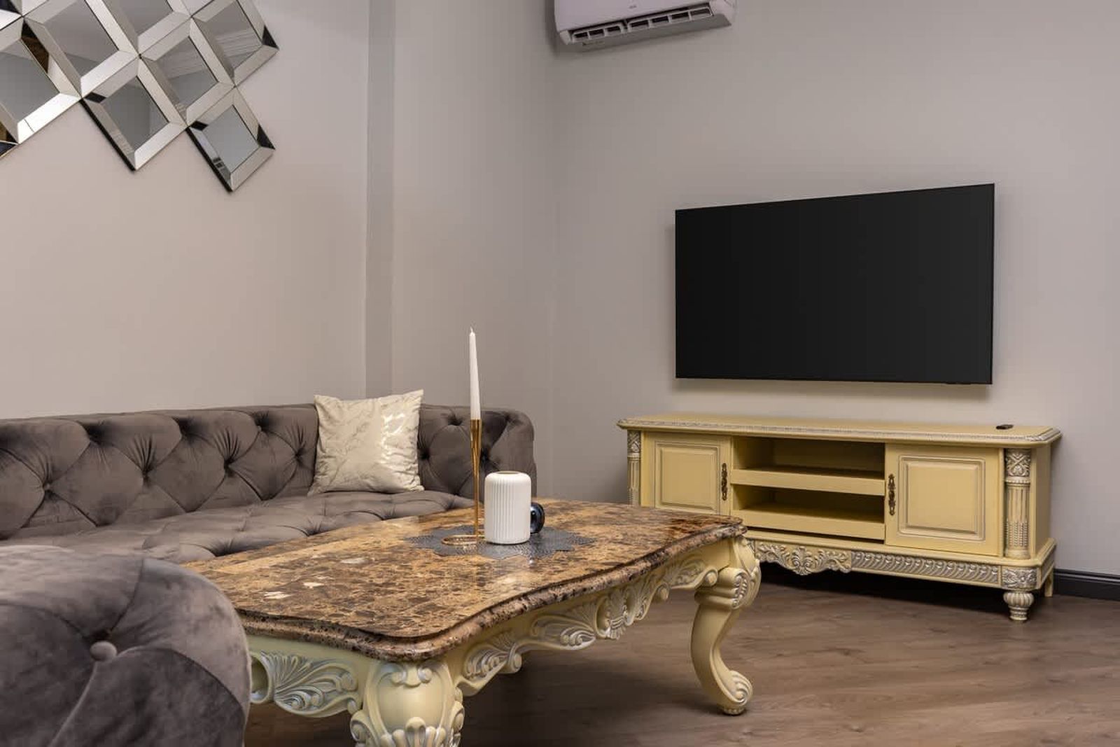 Central Apartments with Garden view - Apt No. 4 - Photo 10