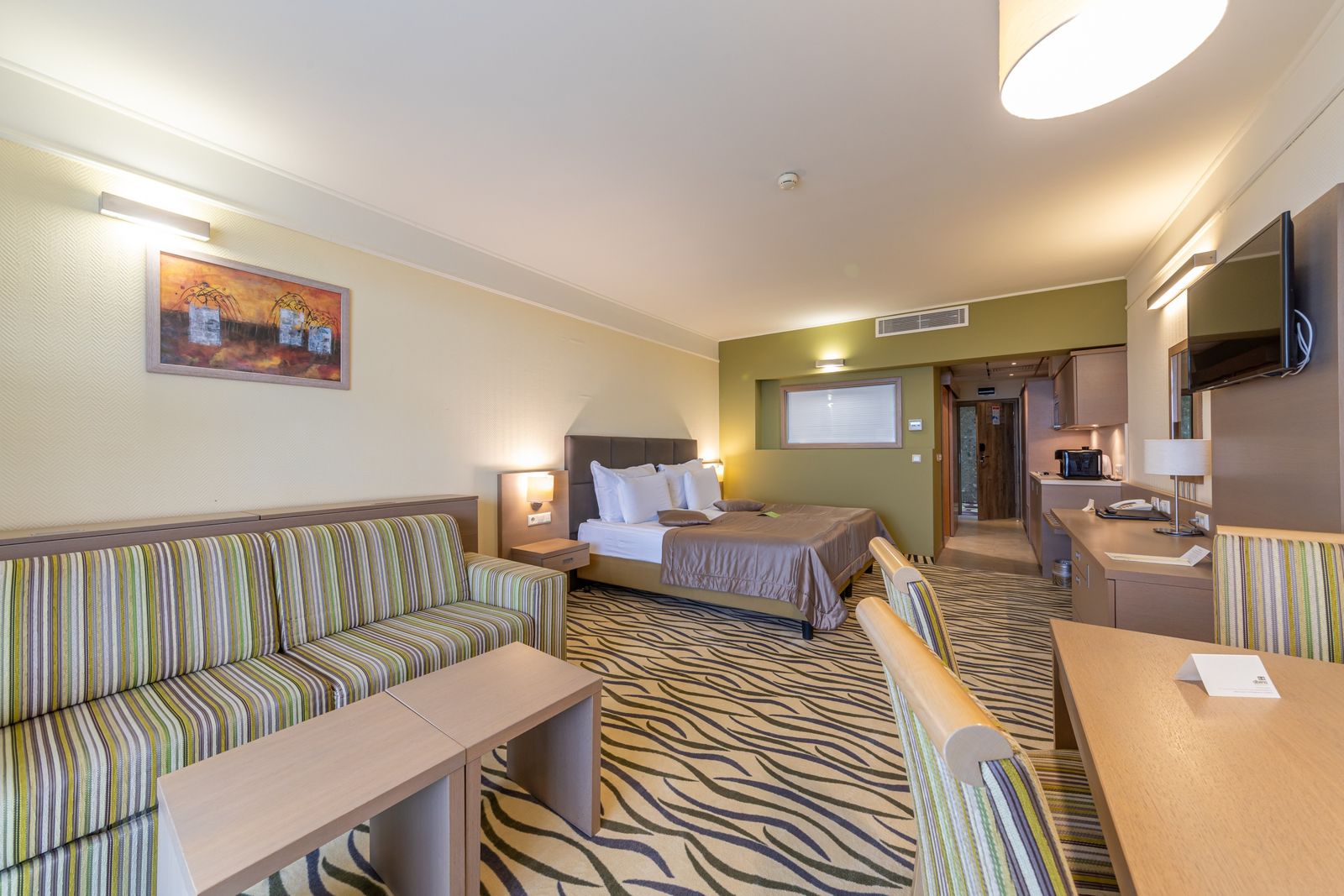 One Bedroom Room in the Flamingo Grand Hotel - Photo 11