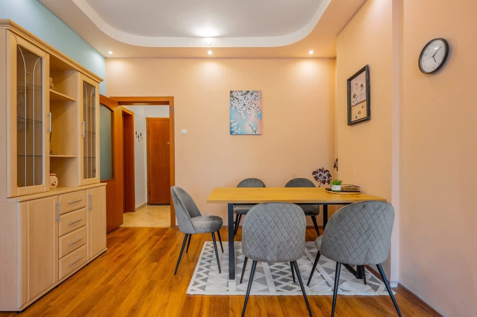 Cozy and Spacious 3BD Flat I 10 Min from NDK - Photo 2