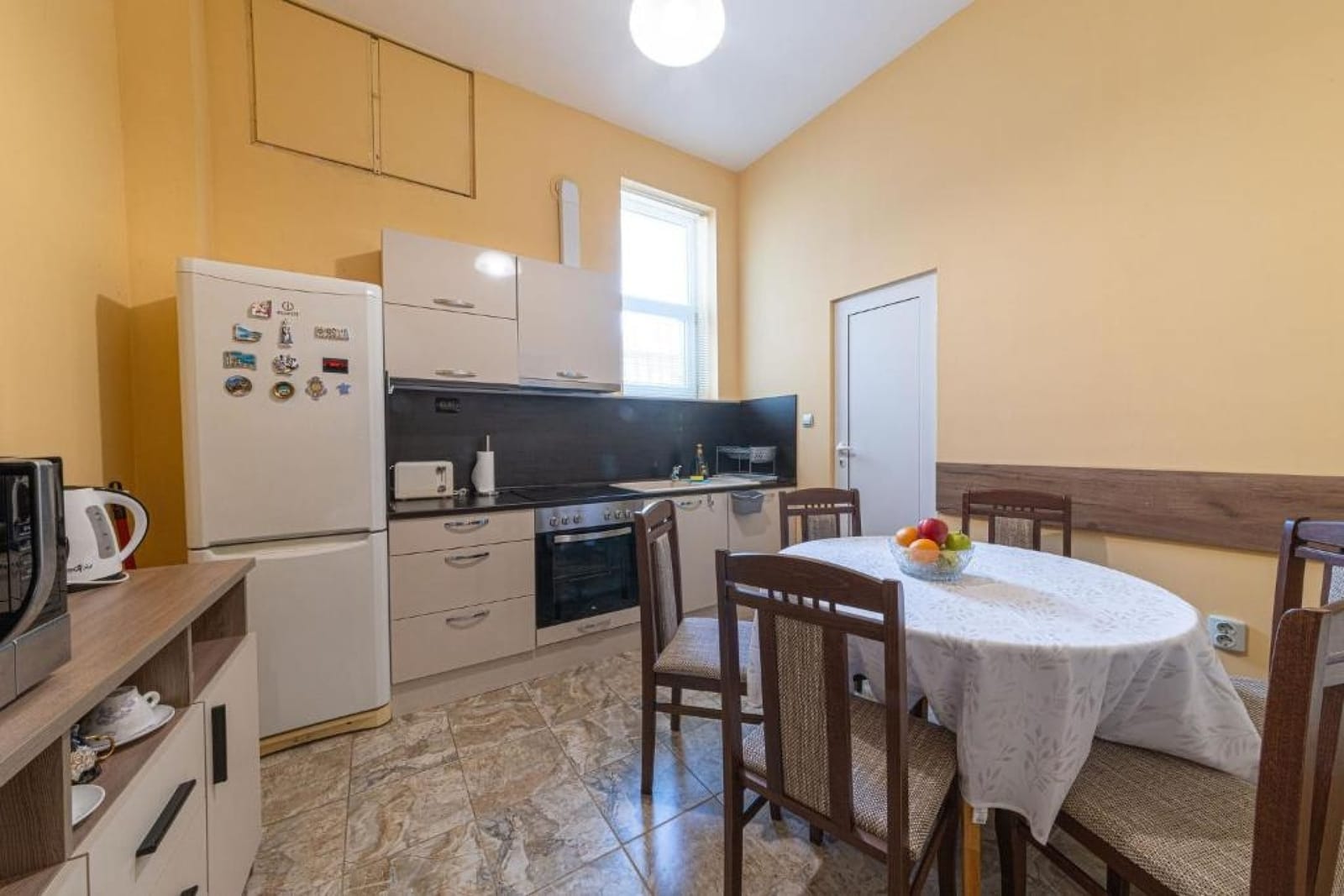 Apo Apartment - Top Center - Photo 18