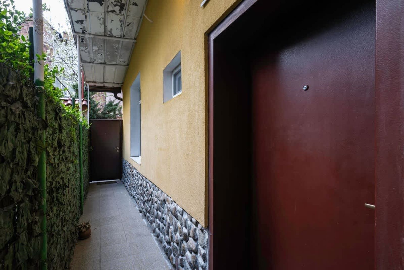 Central 1BD Next to Womens Market and Sofia's Gems - Photo 26