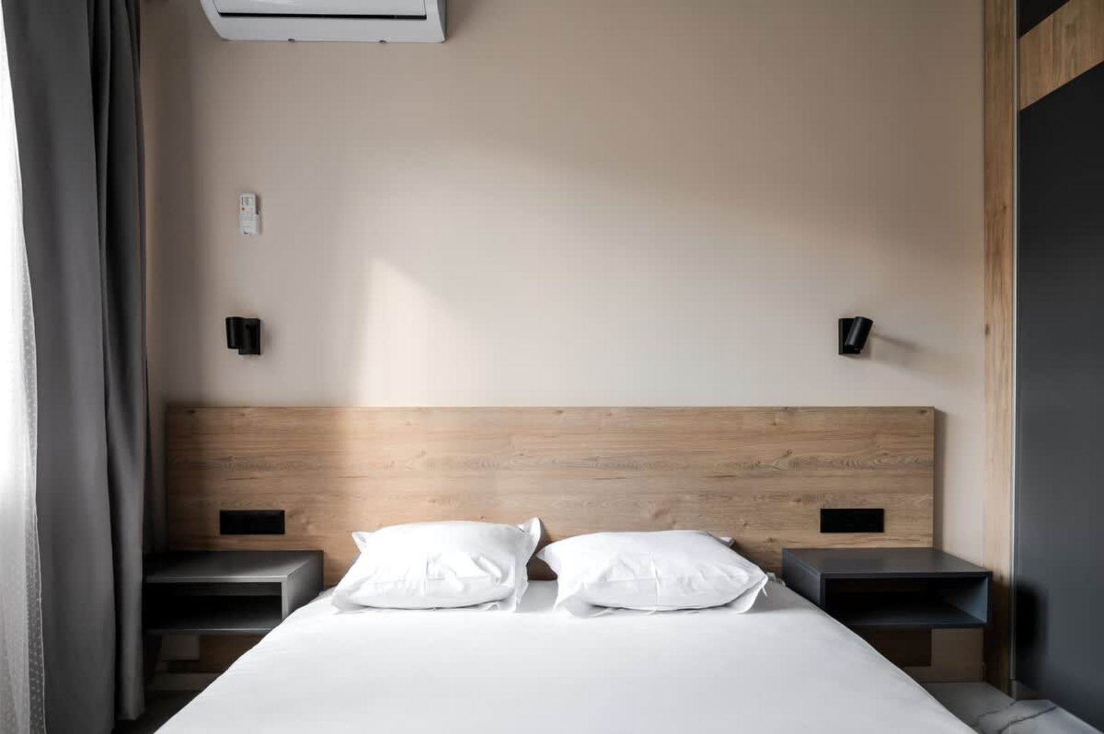 Marble Essence: 2BD Retreat in Top City Centre - Photo 11