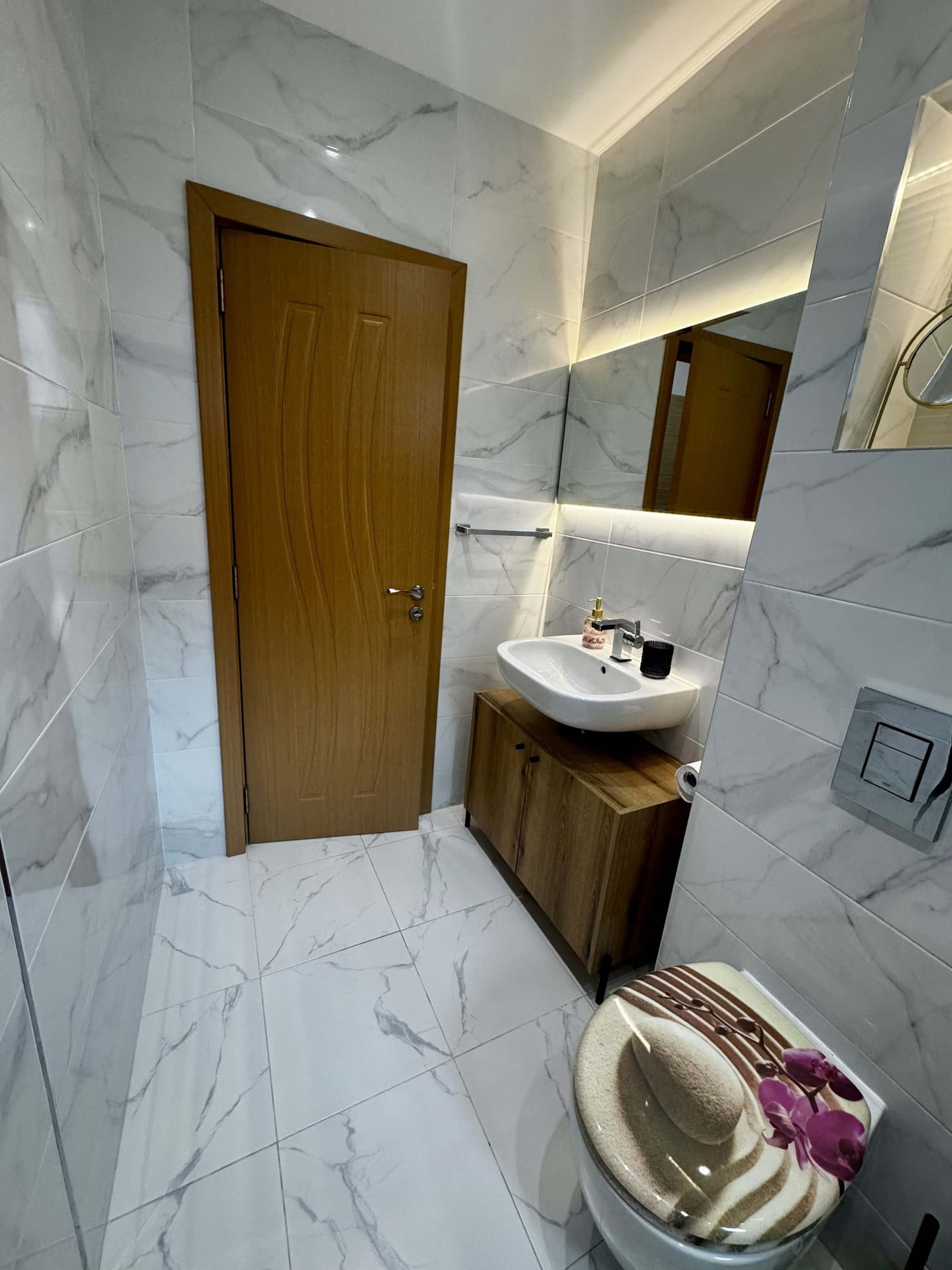 1BD Apartment next to the Sea Garden - Photo 24