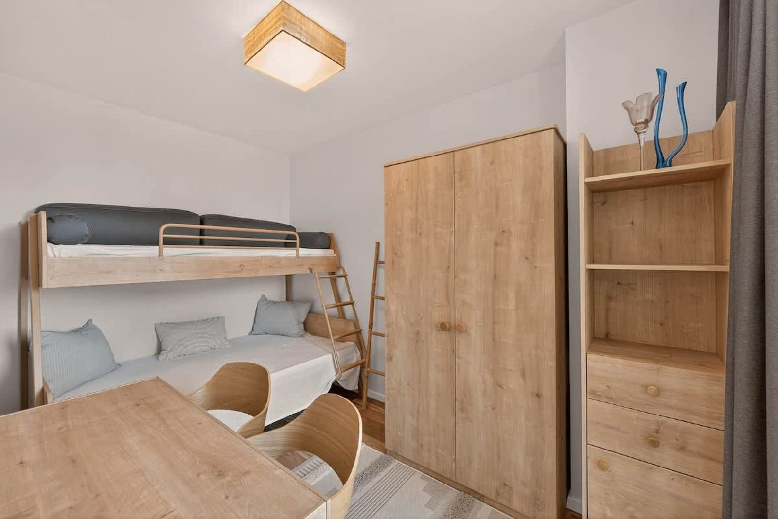 Breezy Boho 2BD Home with Sea View – Chayka - Photo 4