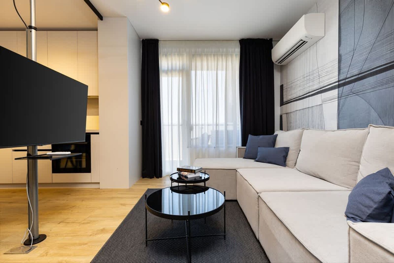 Modern 1BDR Apartment in a New Building - Photo 13