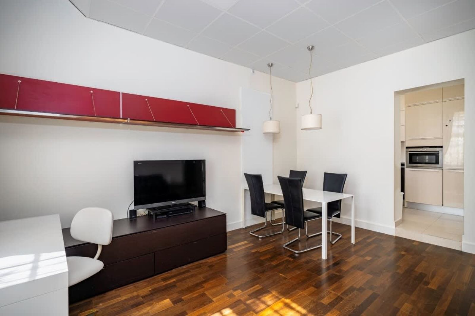 1BD Apartment - Perfect Central Location - Photo 7