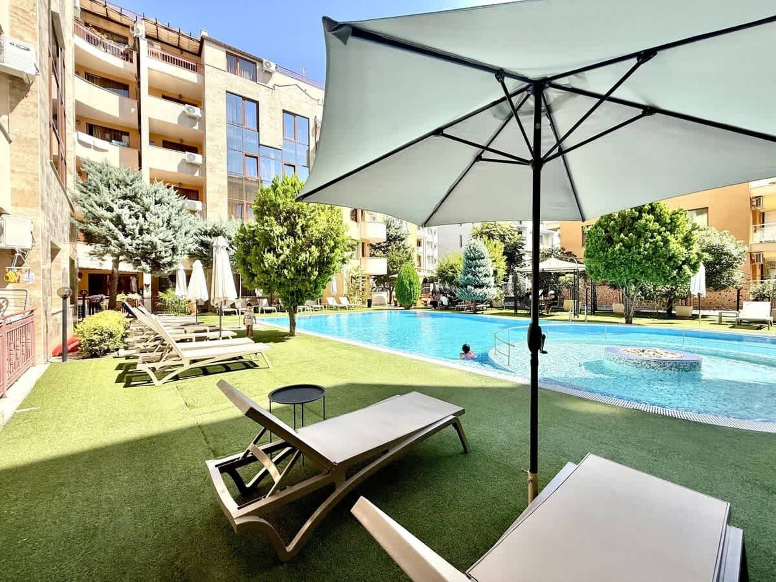 Cozy apartment in Emerald Paradise - Photo 33