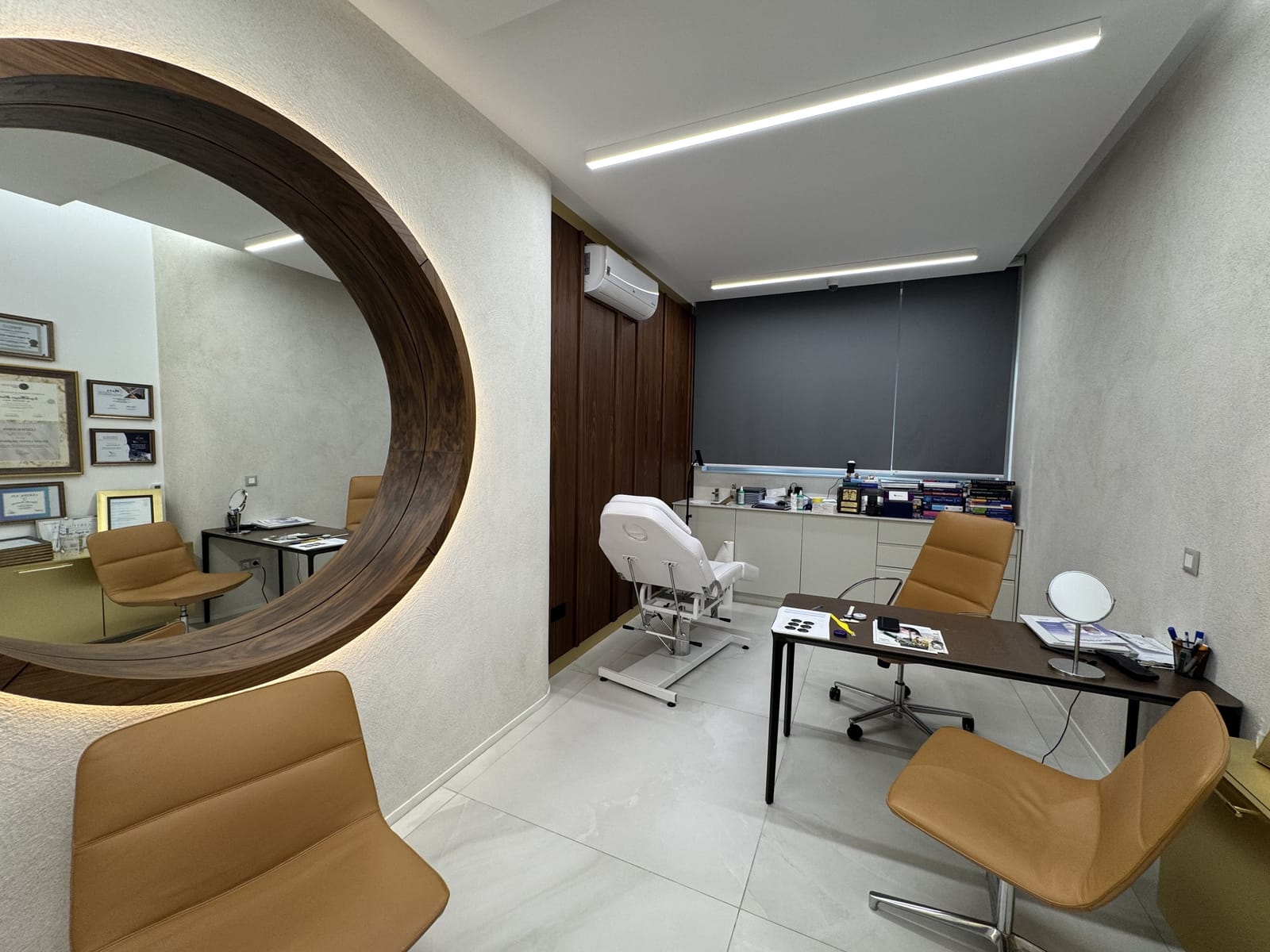 Dermatology &amp; Plastic Surgery Clinic - Photo 20