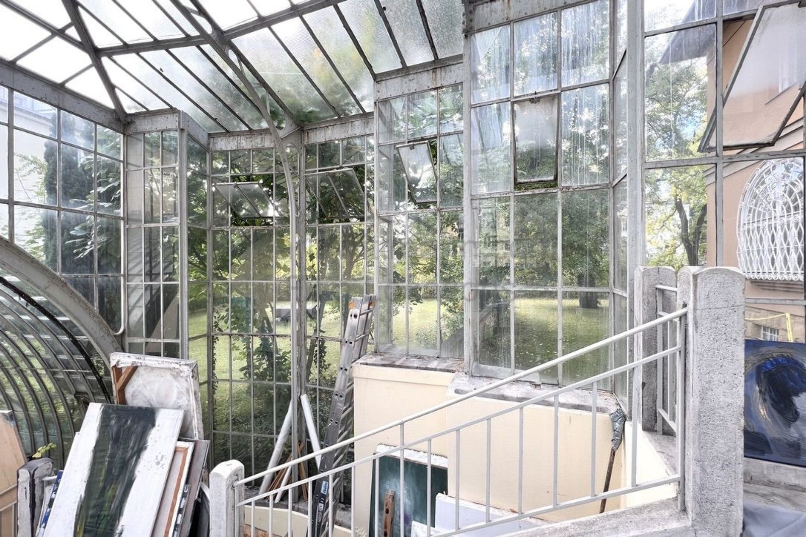Historic Glass Conservatory and Artist Studio Space - Photo 13