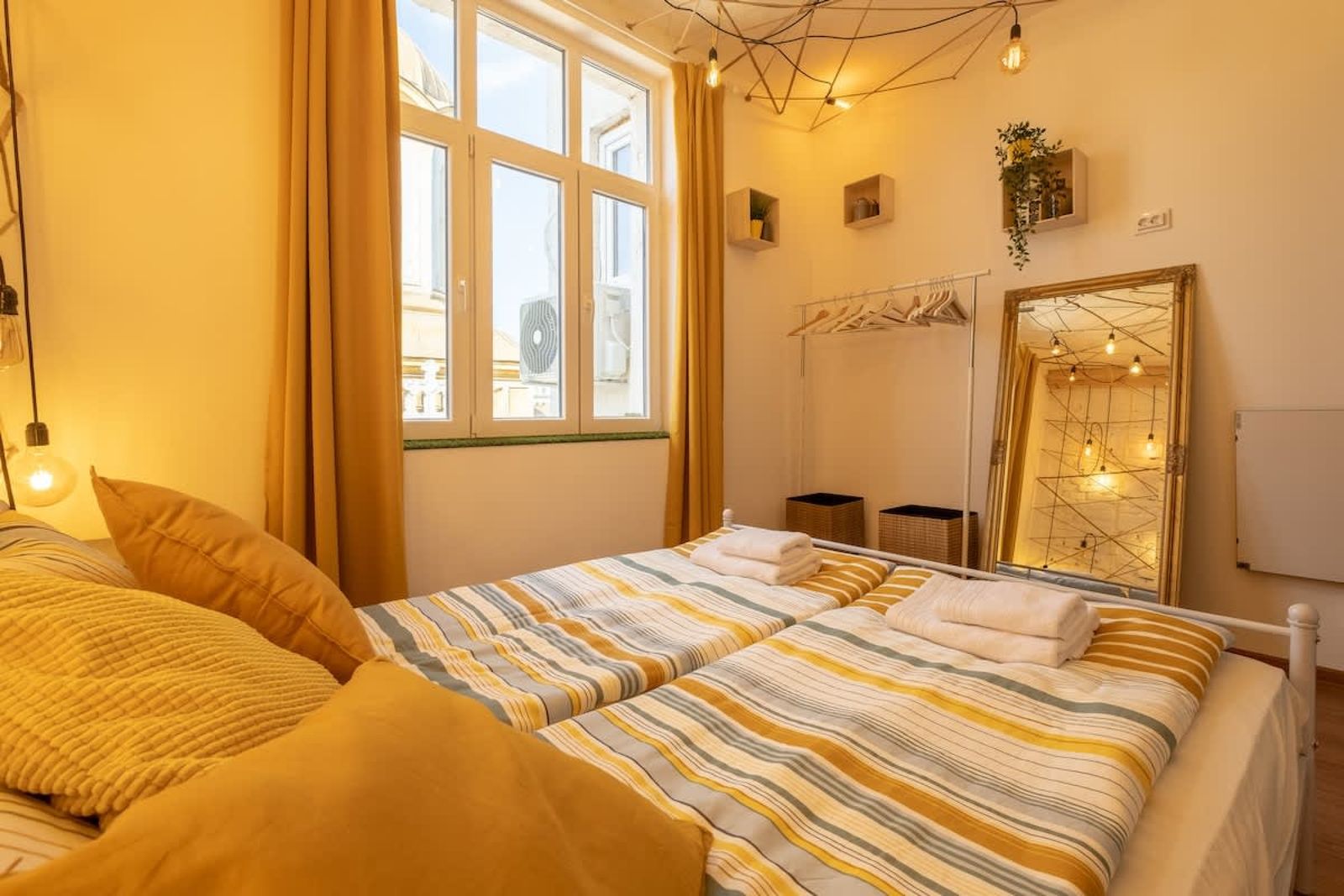 Exceptional City Gem with 1 BDR - Photo 12