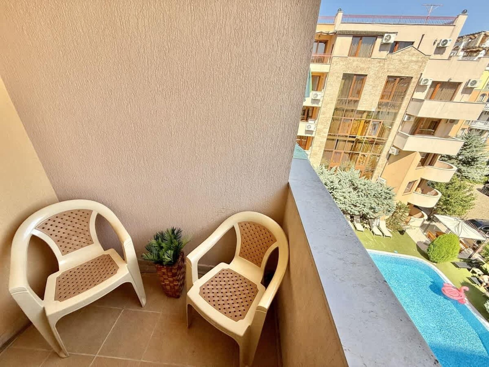 Cozy apartment in Emerald Paradise - Photo 14