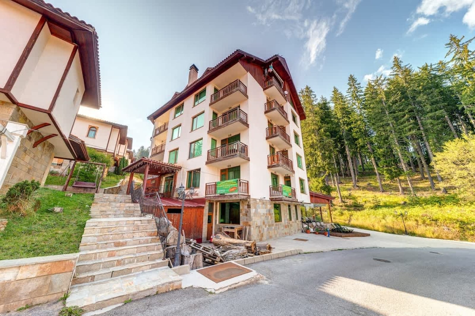 Cozy and Stylish Studio in Forest Glade - Photo 10