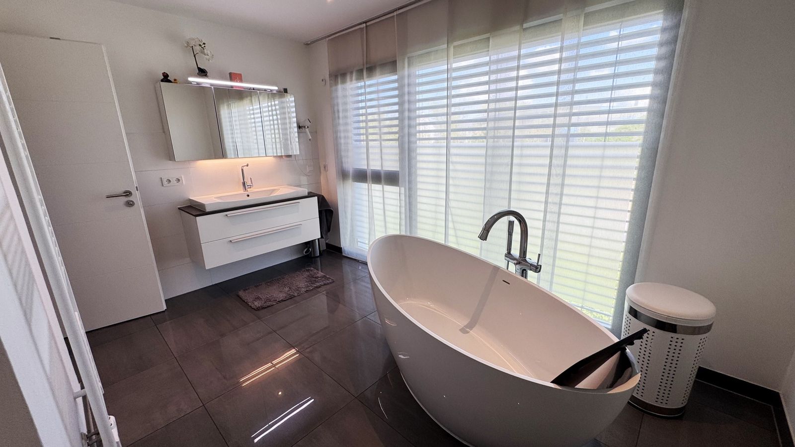 Business and residential in Mannheim - Photo 48