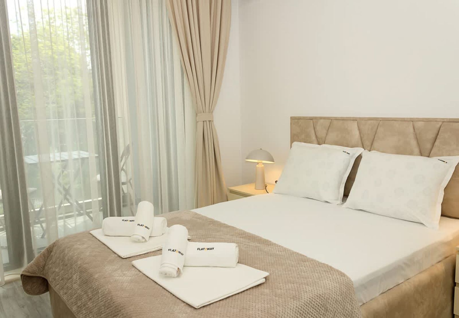 Azur Delux -1BD Flat with Parking &amp; Pool - Photo 21