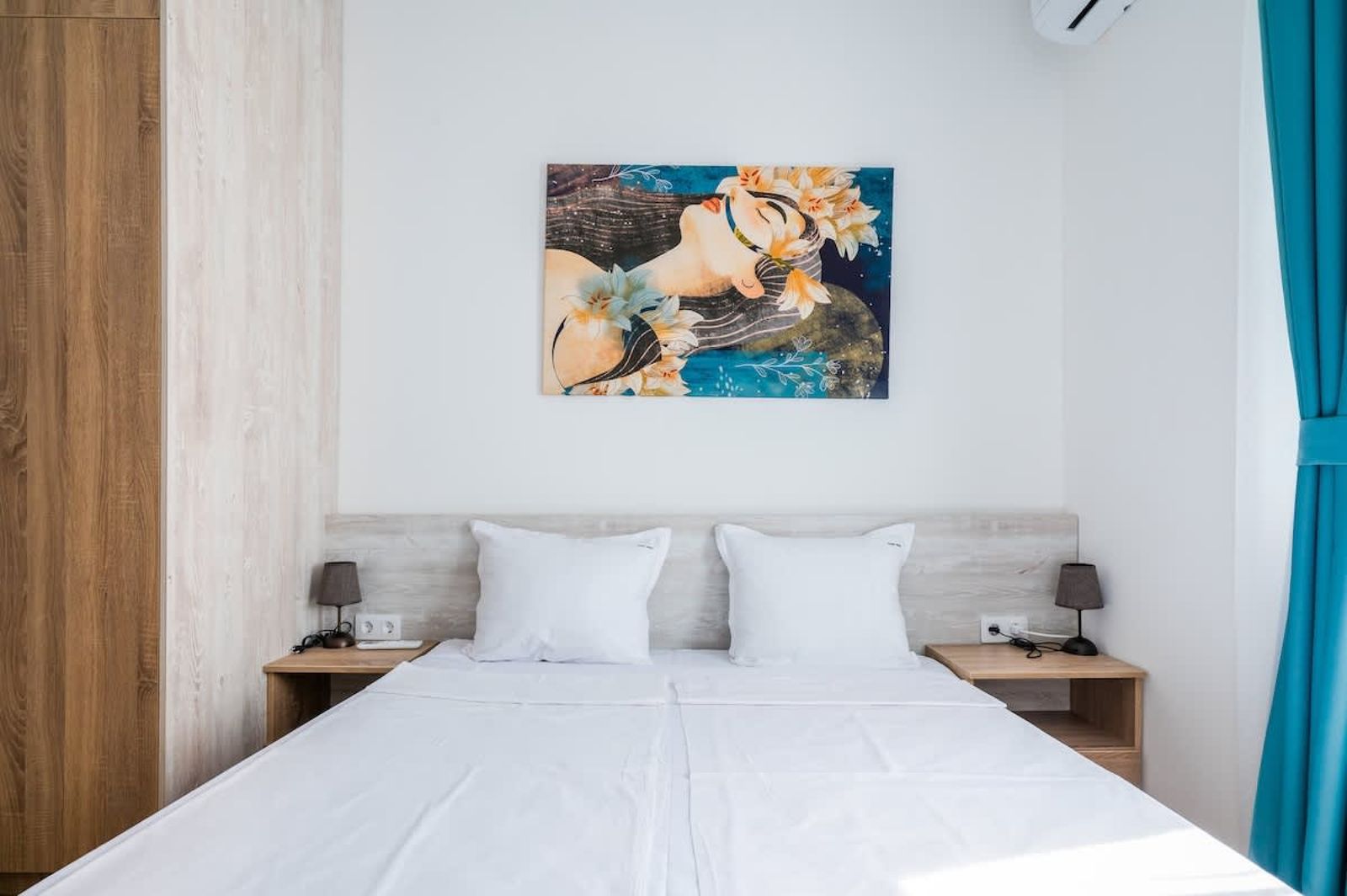 Modern Serenity  Central 1 BD Flat in Sofia - Cover Photo