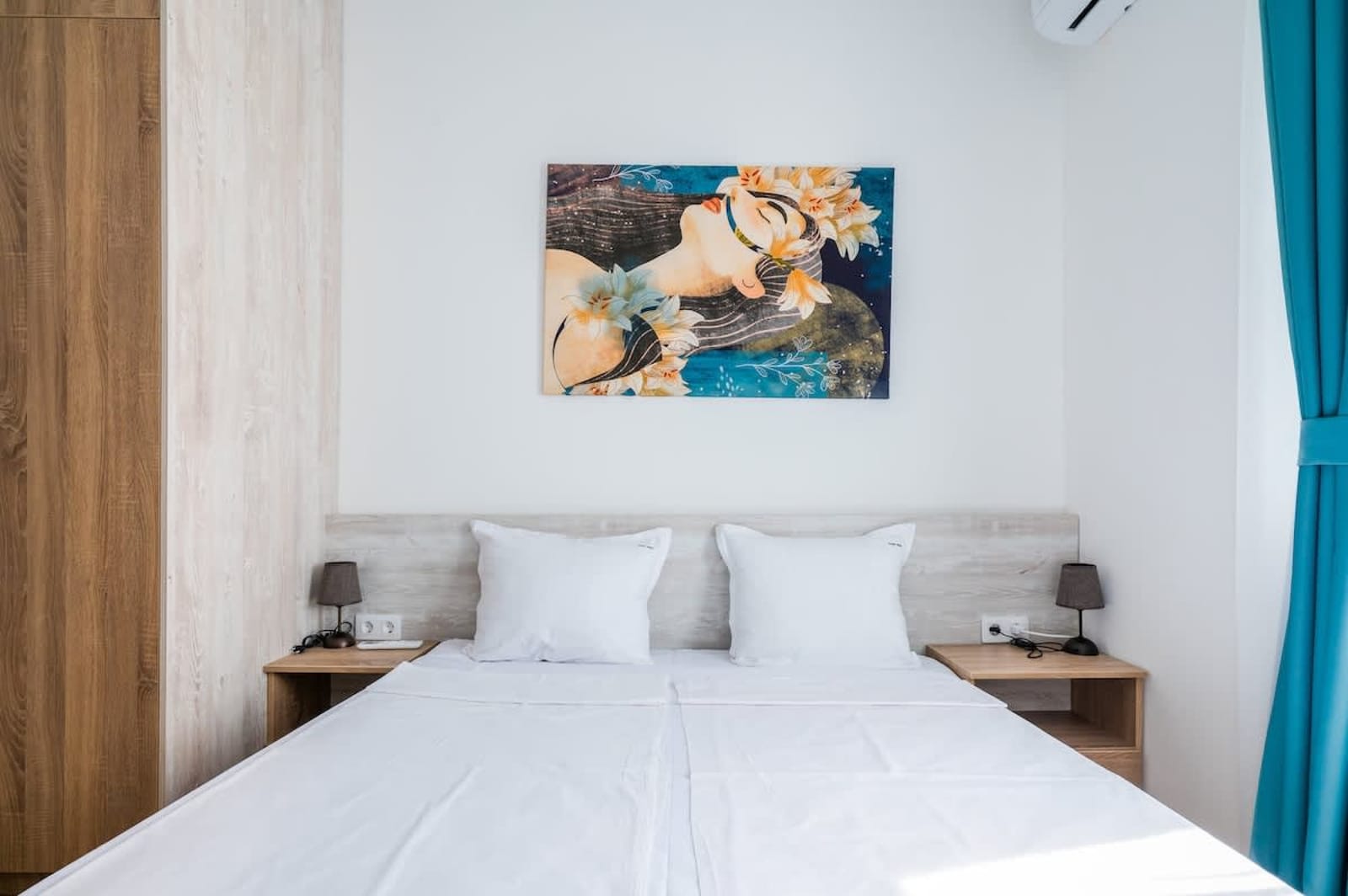 Modern Serenity  Central 1 BD Flat in Sofia - Cover Photo