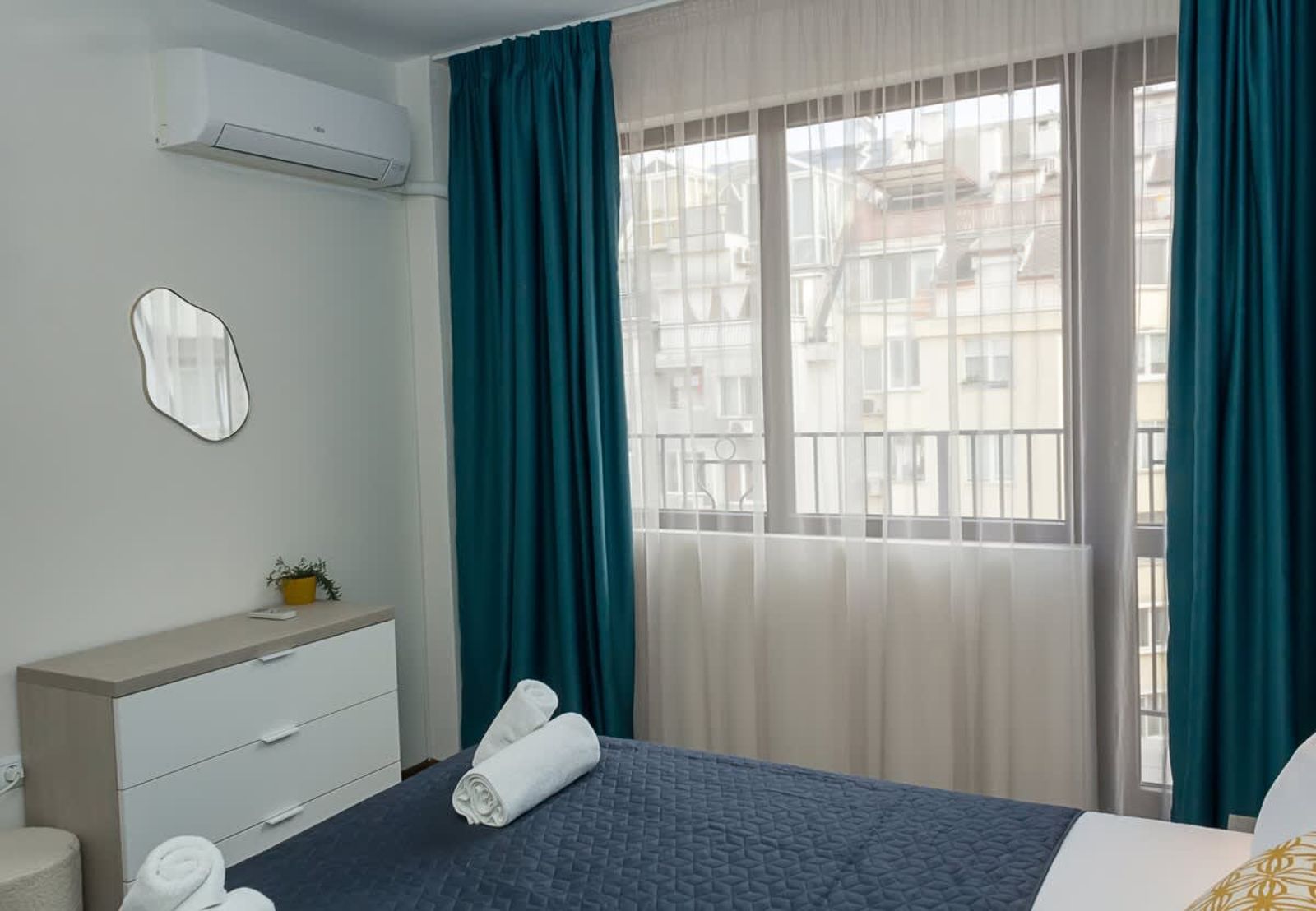 Blue Wave Varna- 2BD Flat with Parking - Photo 16