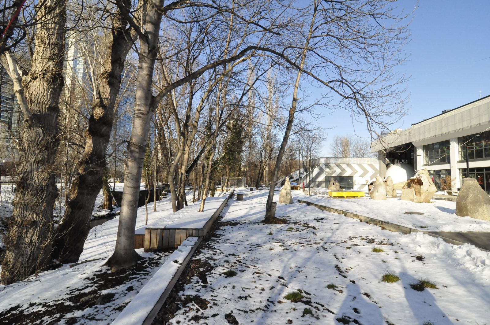 Center for contemporary arts TOPLOCENTRALA - Photo 55