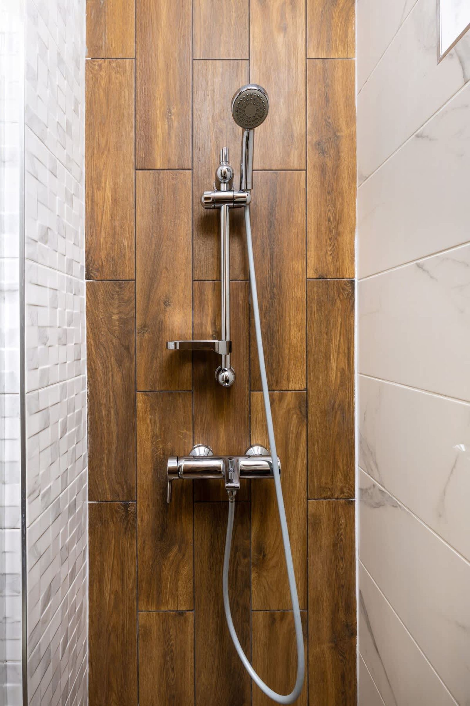 The Urban Nest-2BD Apartment with a Terrace - Photo 16