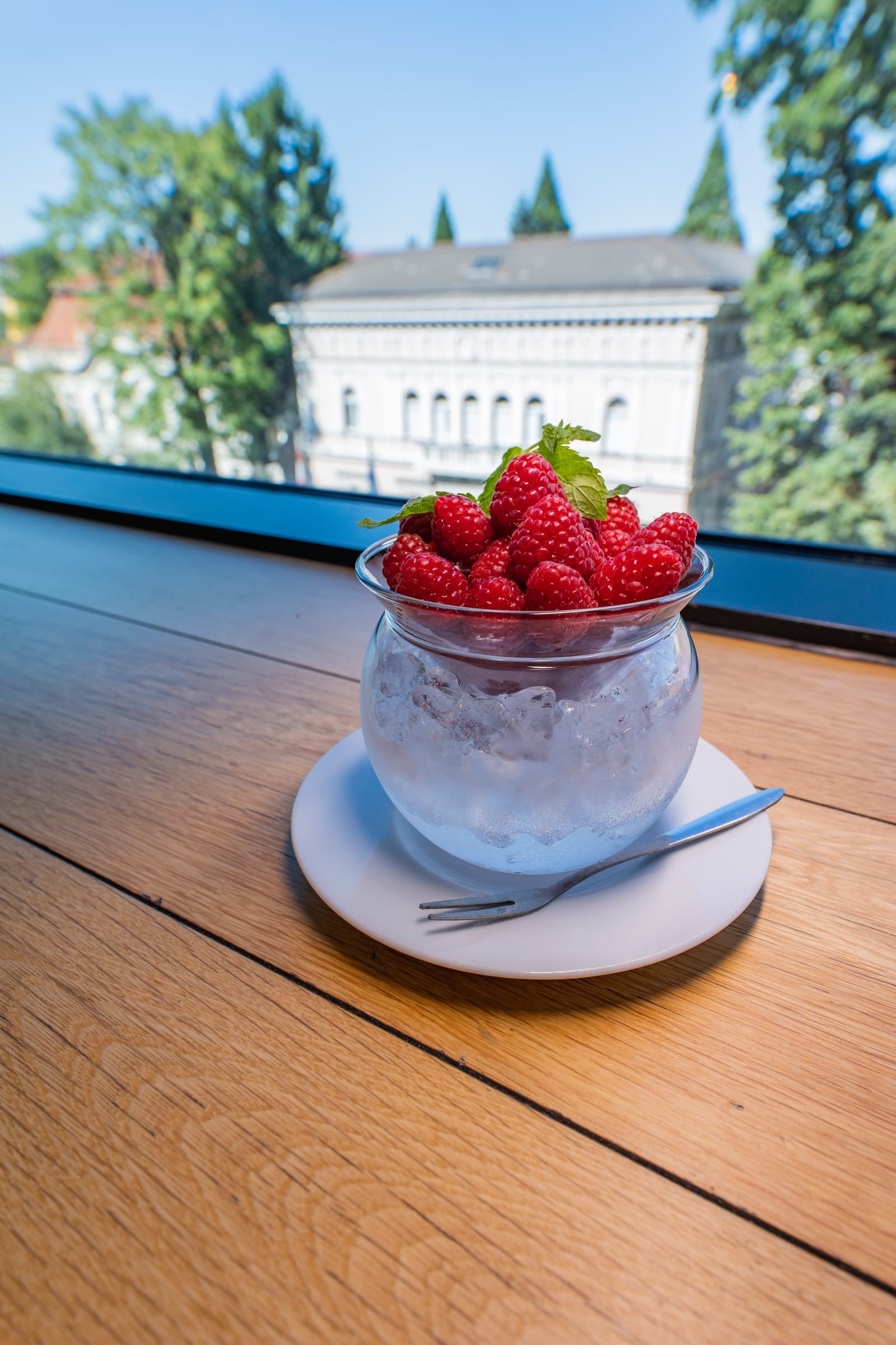 Sense Hotel Sofia - Photo 26