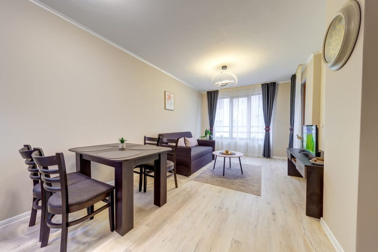 Dream View 1BD | Quick Slope Access - Photo 8