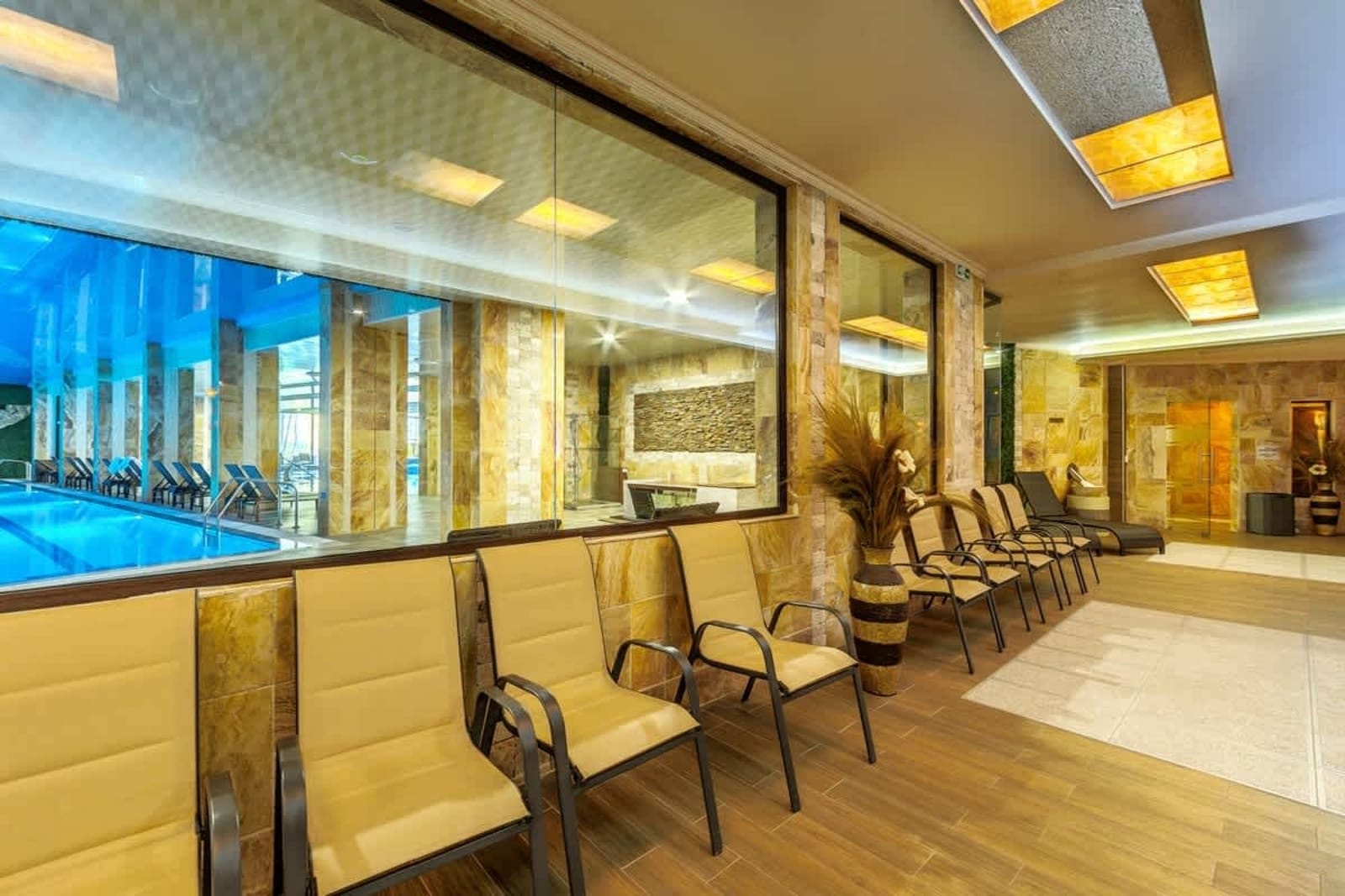 Villa Dea &amp; Villa Ina - Villas &amp; SPA Park in Velingrad - Photo 46