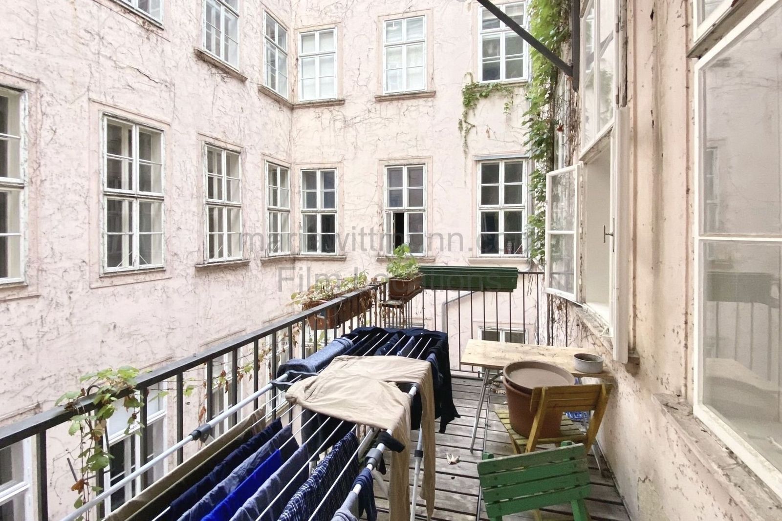 Historic Apartment with Tall Windows and High Ceilings - Photo 10