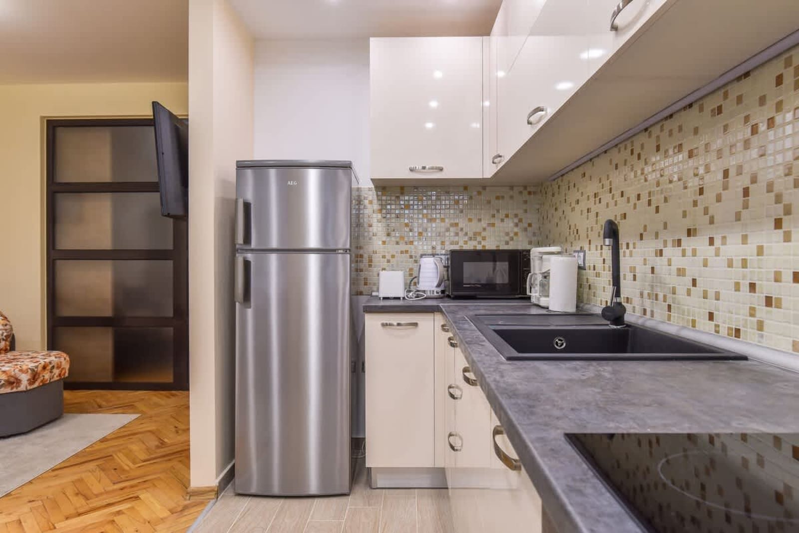 • Kanso Japan • 2-BDR Central Flat with Balcony - Photo 5