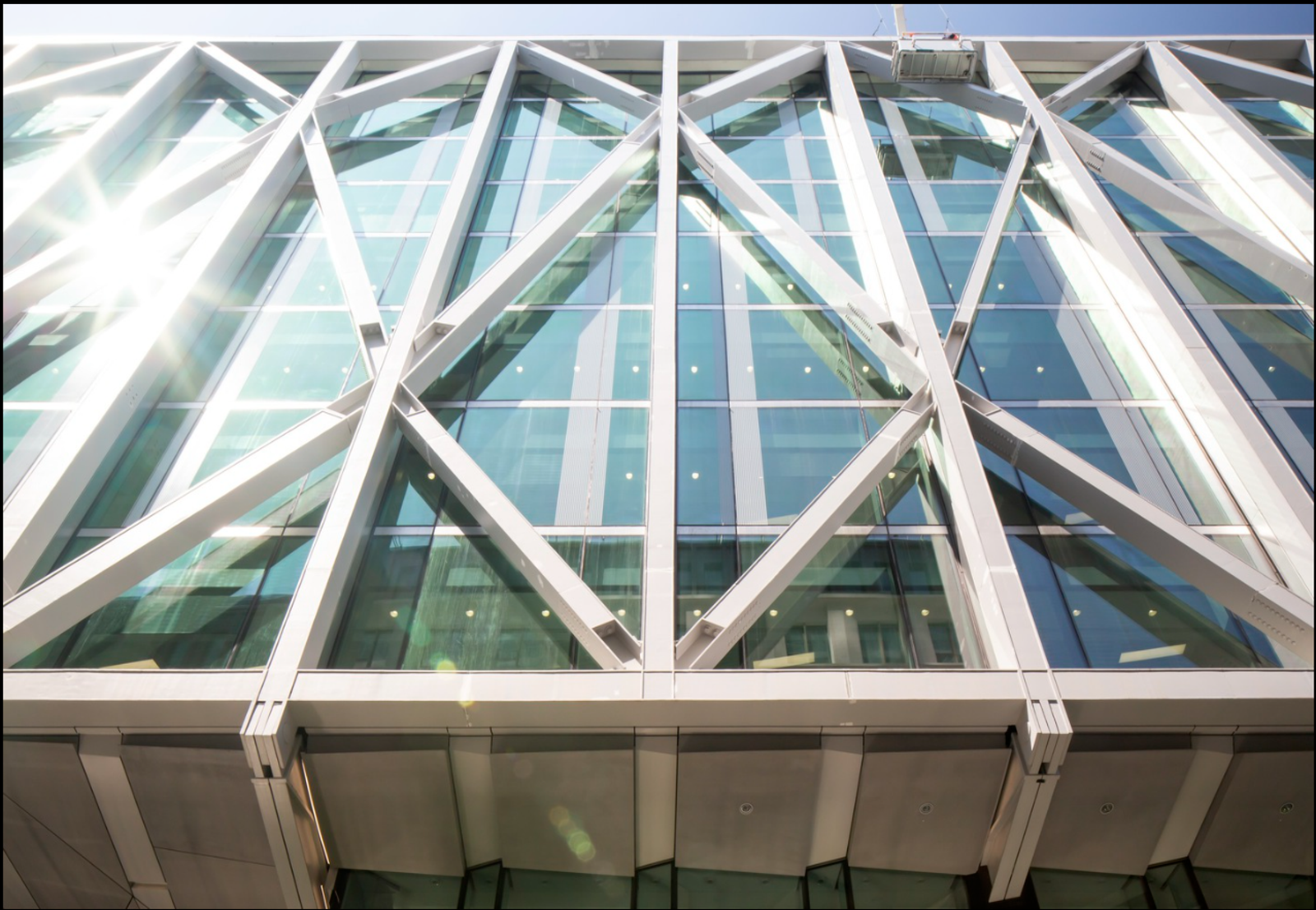 Deutsche Bank Headquarters - Photo 11