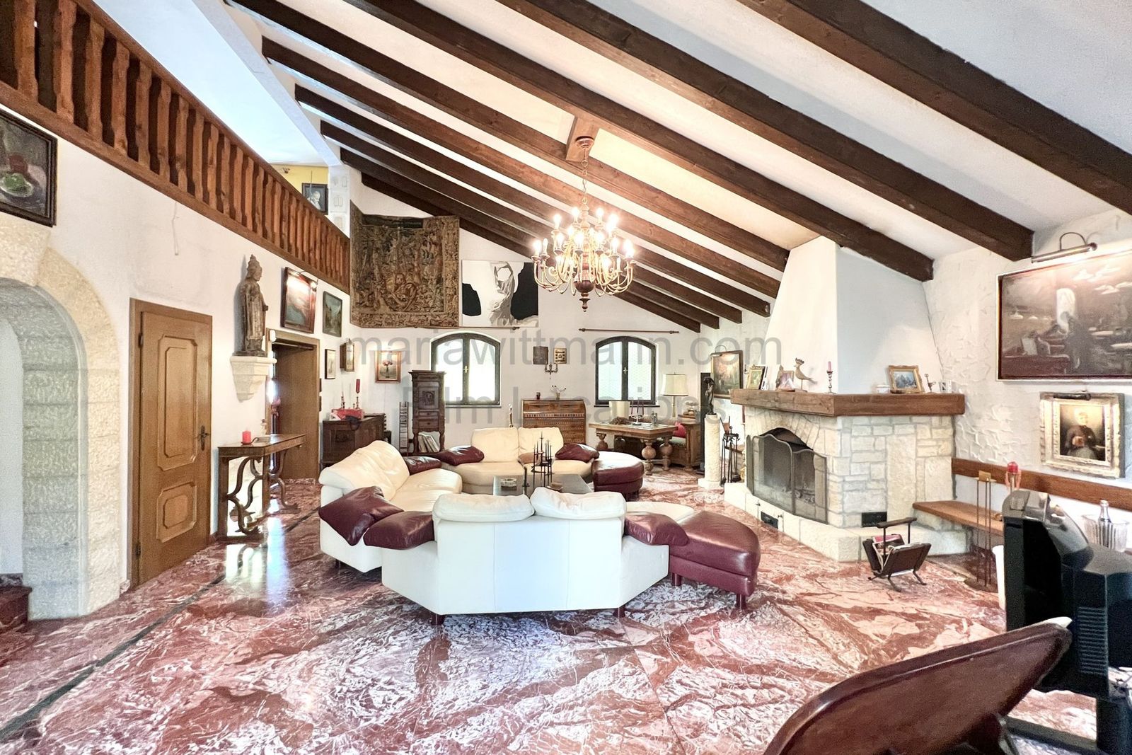 Location 250 - Photo 12