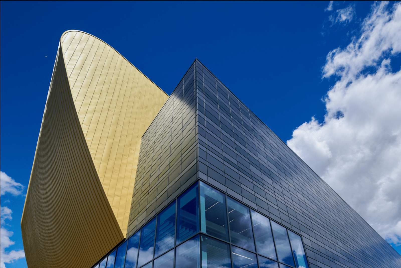 Bonus Arena Hull - Photo 5