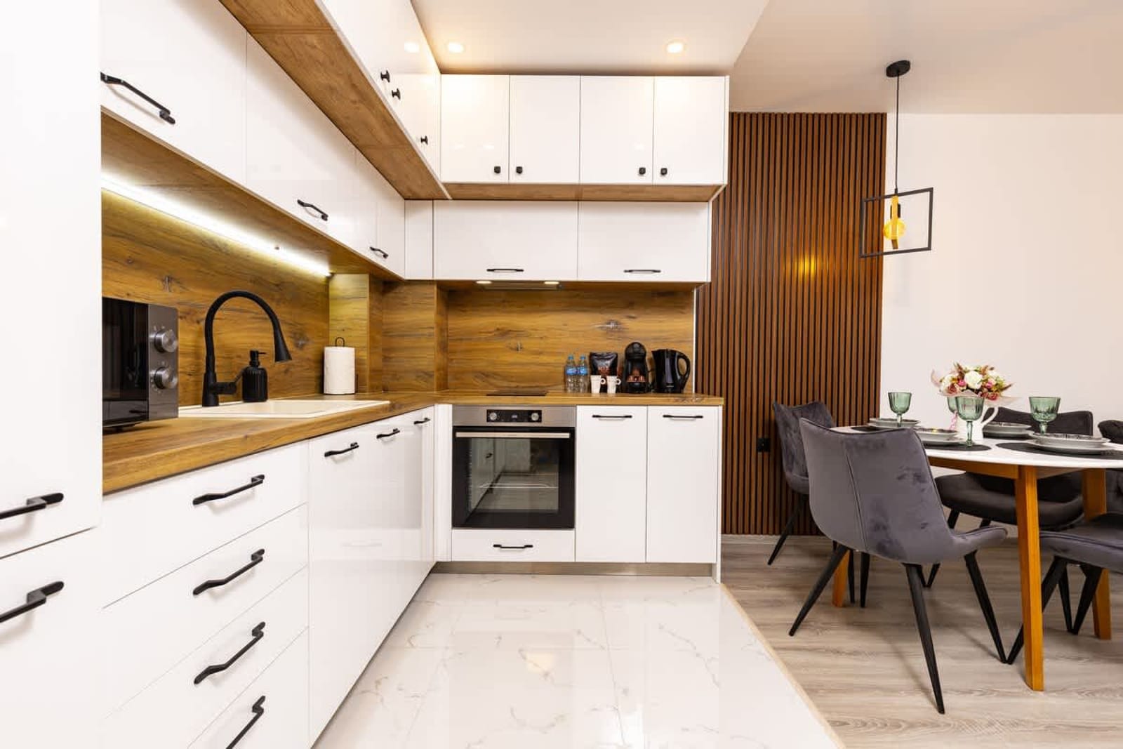 Casa Moderna  Stylish 1BD in South Plovdiv - Photo 16