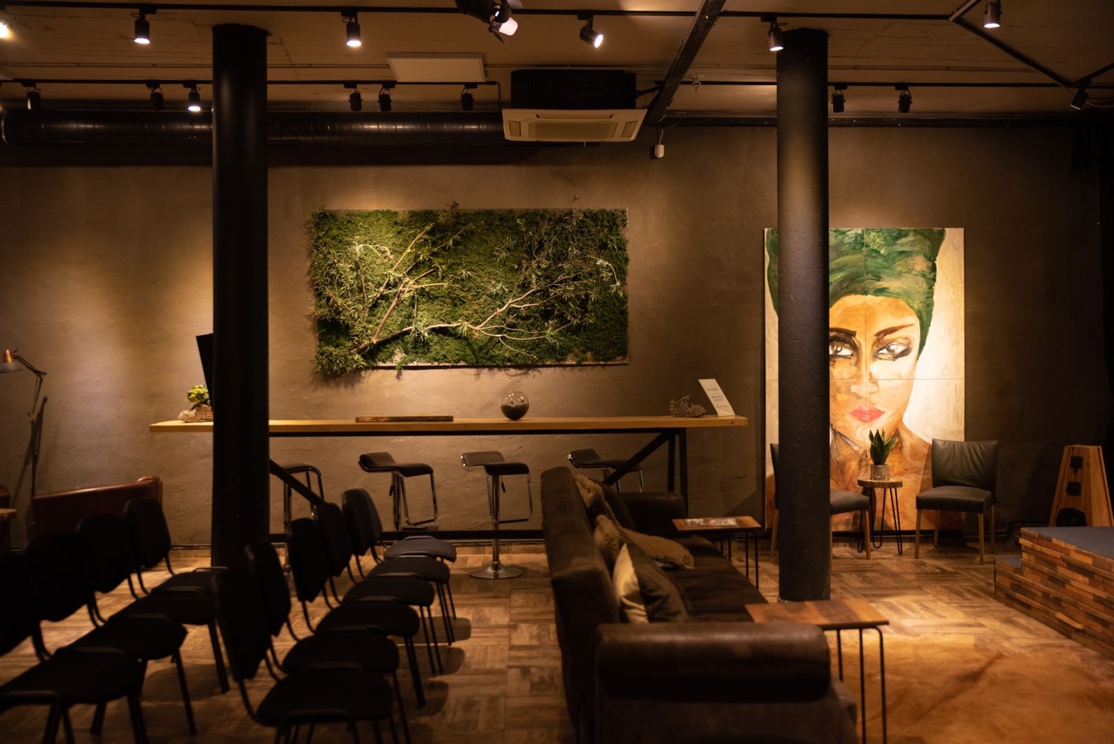 Cinematic Co-working Space HQ in Sofia - Photo 6