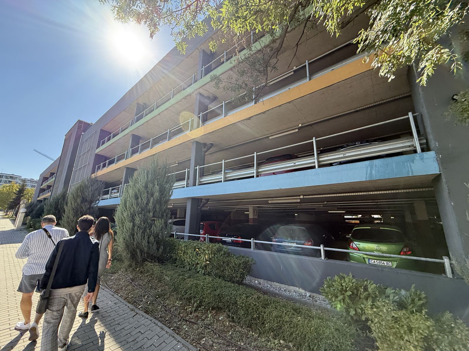 Big 5 Story Parking with security - Photo 6