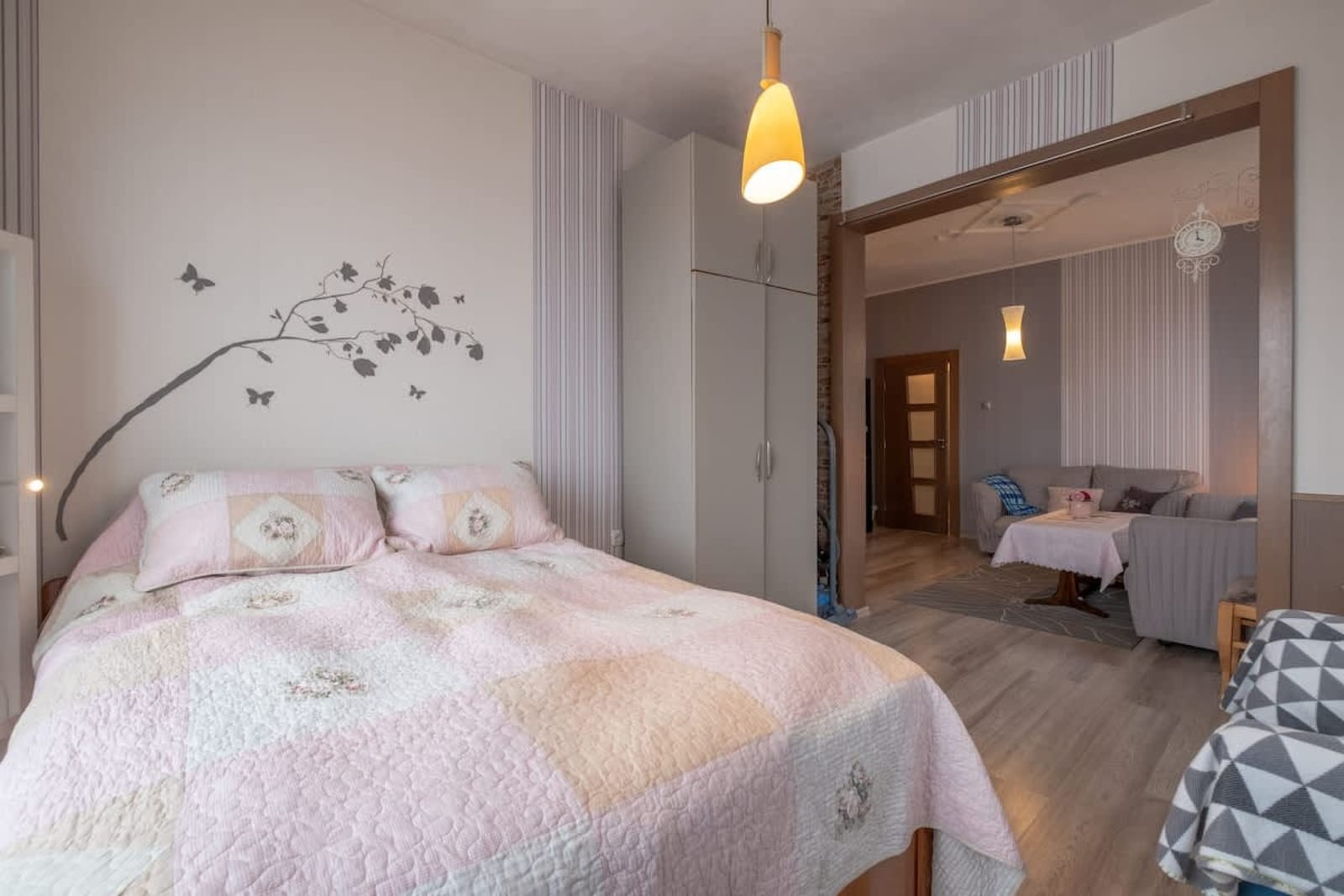 Little HoMe with a Park View - Photo 12