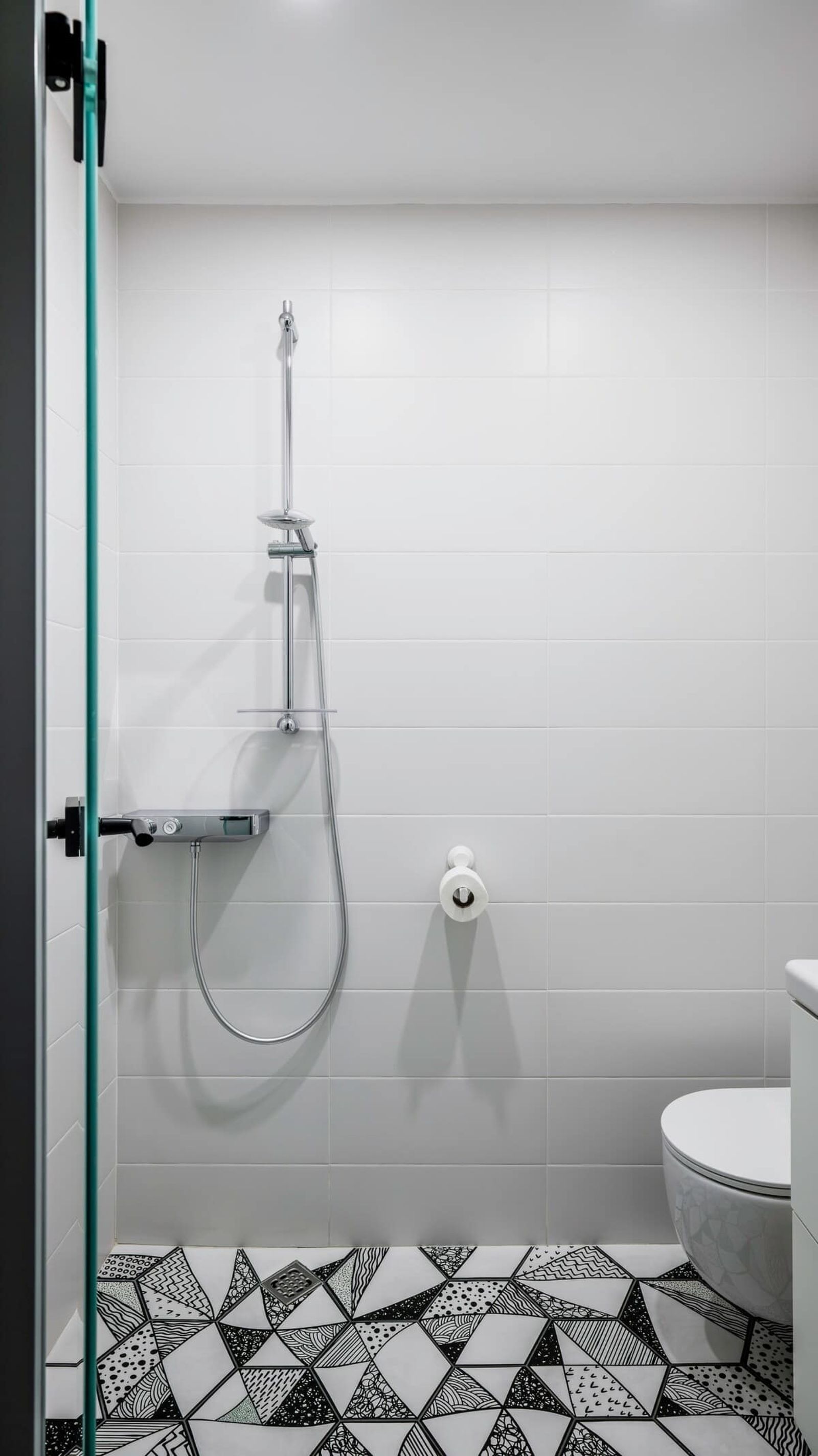 Quiet 2 BDR Comfort Near NDK + Workspace - Photo 21