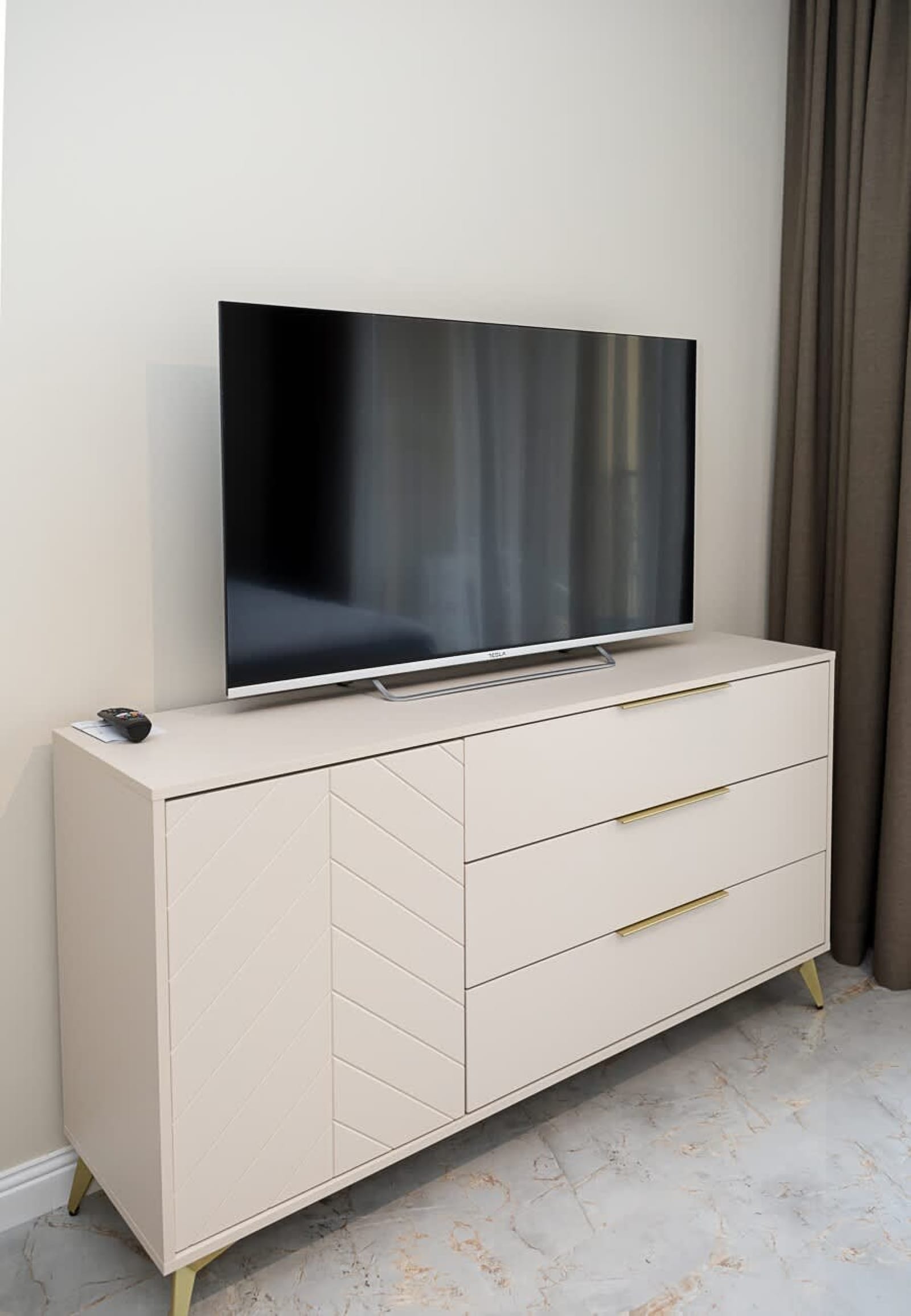 Stylish Studio with Balcony – Bella Vita, Varna - Photo 9