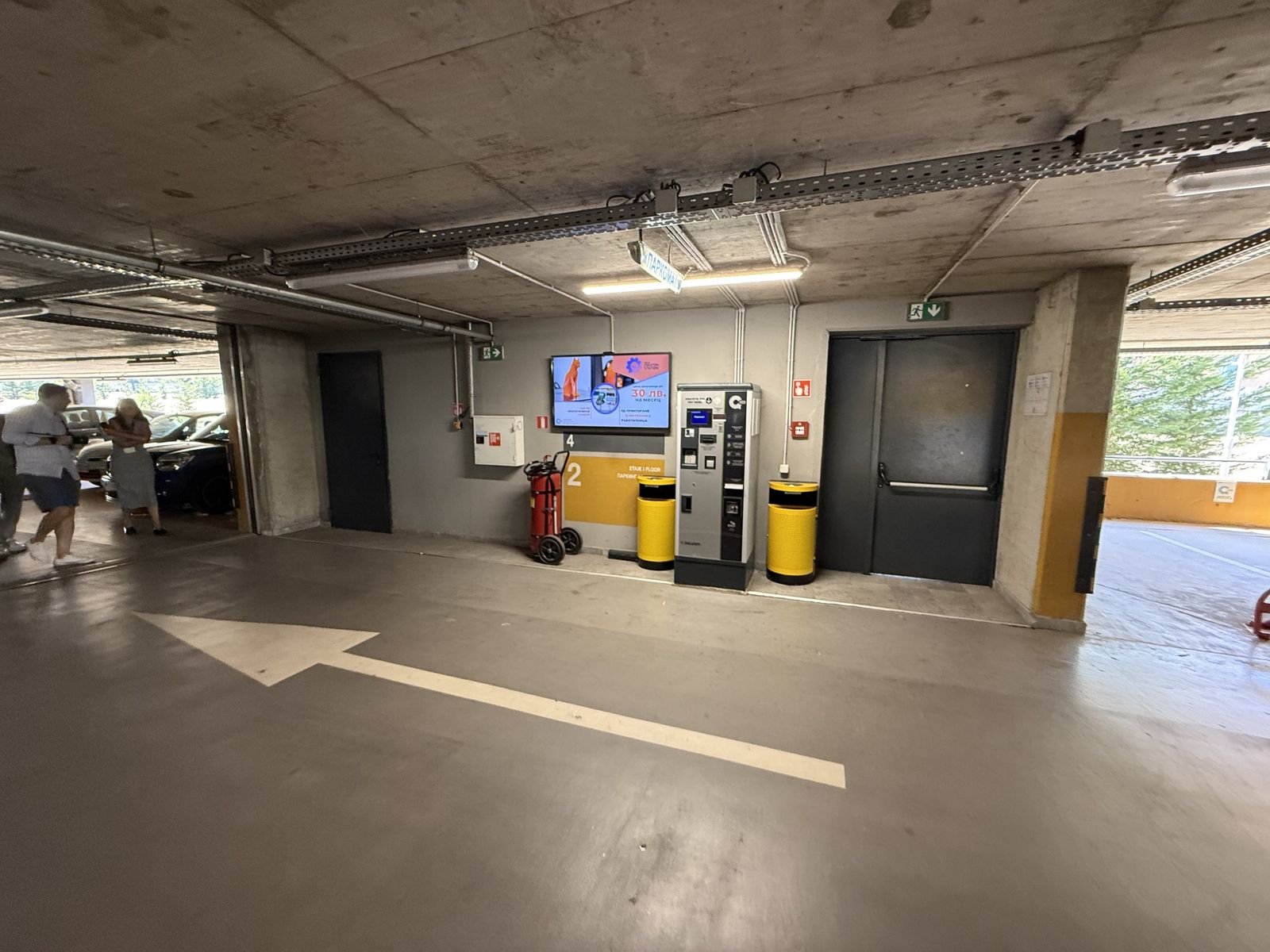 Big 5 Story Parking with security - Photo 27