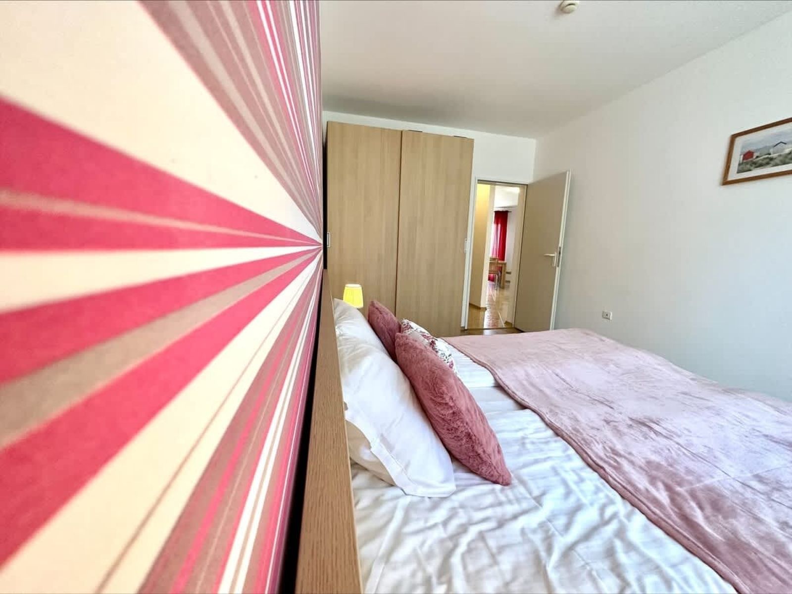 Cozy Aheloy  2 bed  Lux view - Photo 20