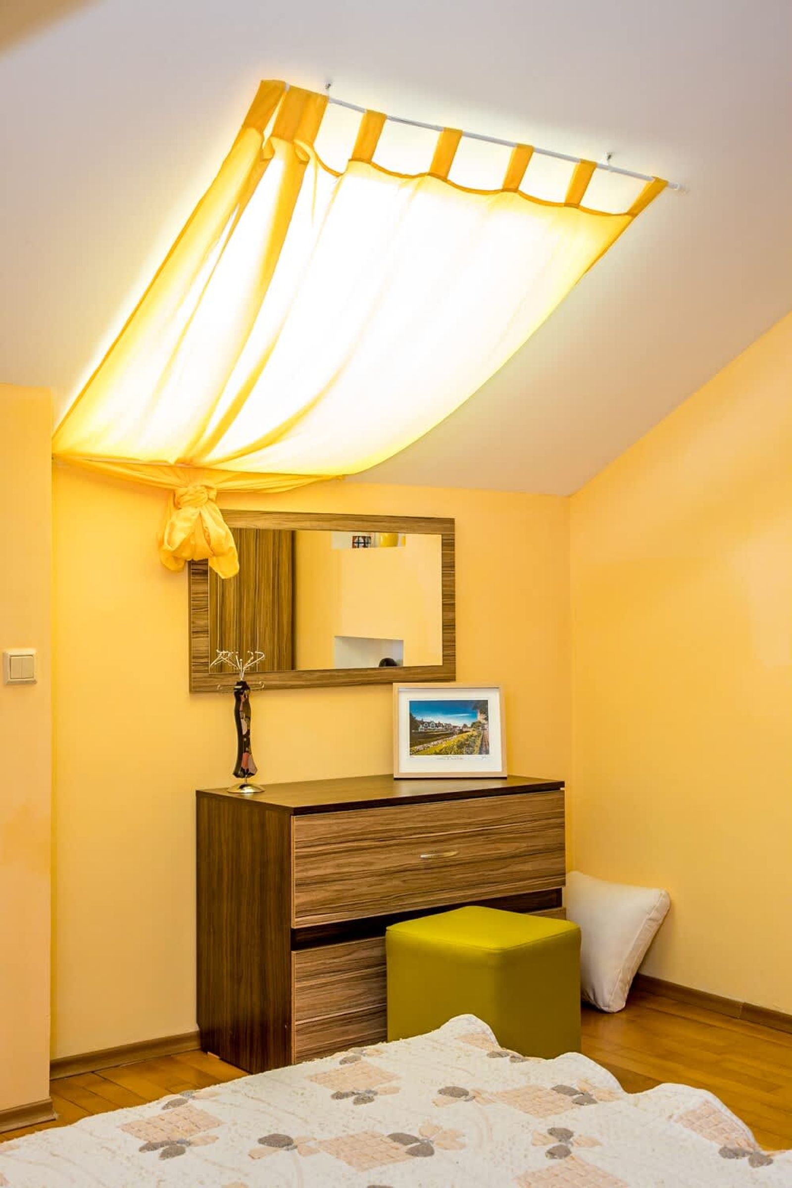 Spacious &amp; Sunny Maisonette w/ Terrace near Centre - Photo 26